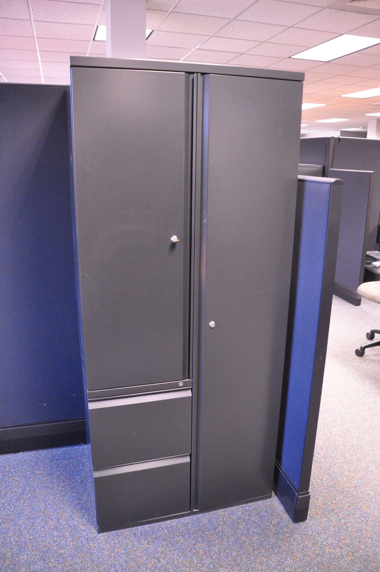 Lot-(1) Herman Miller 8-Station Cubicle Partition Work System with Standing Cabinets and Partition - Image 13 of 15