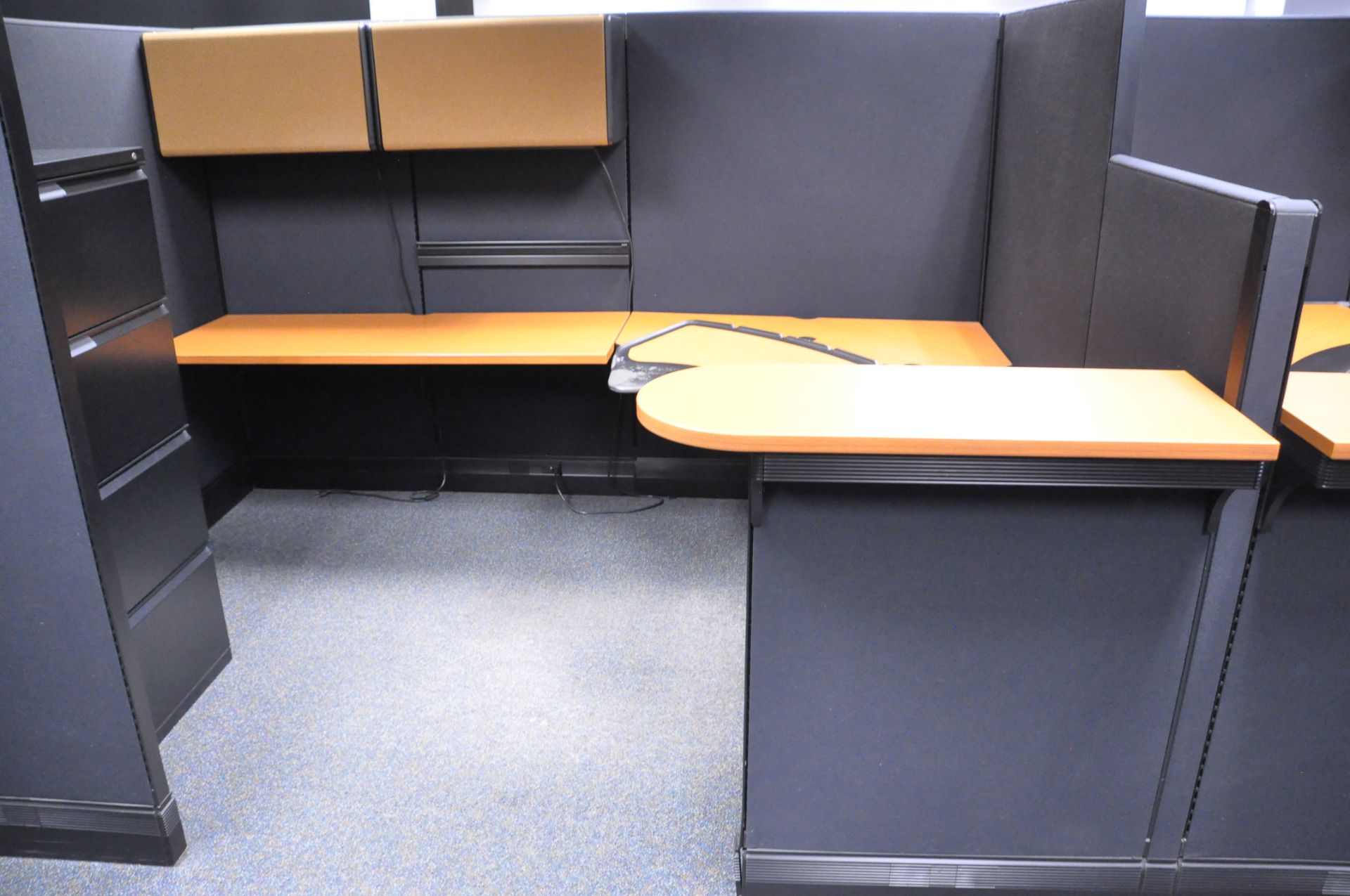 Lot-(1) Herman Miller 6-Station Cubicle Partition Work System with Standing Cabinets and Partition - Image 7 of 10