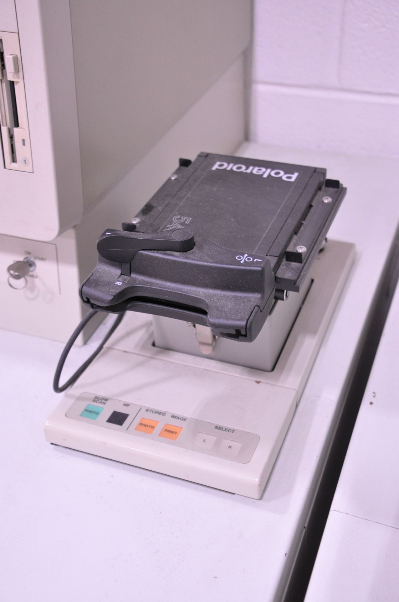 Jeol Model JSM-5800LV Scanning Electron Microscope System, S/n N/a, with Polaroid Camera, Portable - Image 4 of 6