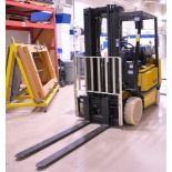 Yale Model GLC050RGNUAE084, 4,800-Lbs. x 194.9" Lift Capacity, LP Gas Fork Lift Truck, 224 Hours