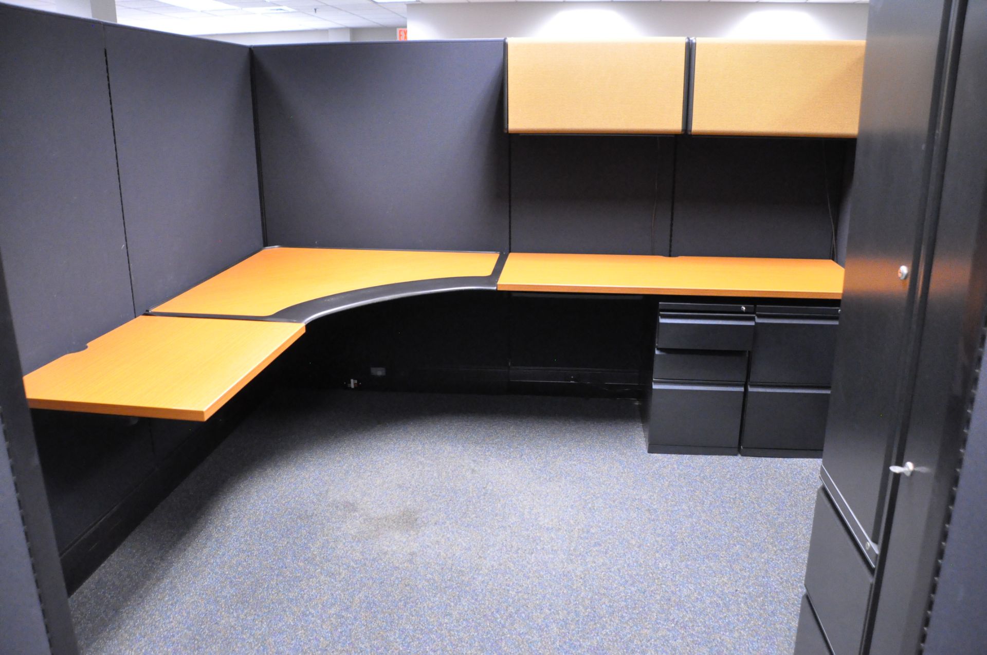 Lot-(1) Herman Miller 4-Station Cubicle Partition Work System with Standing Cabinets, and Partition - Image 7 of 12