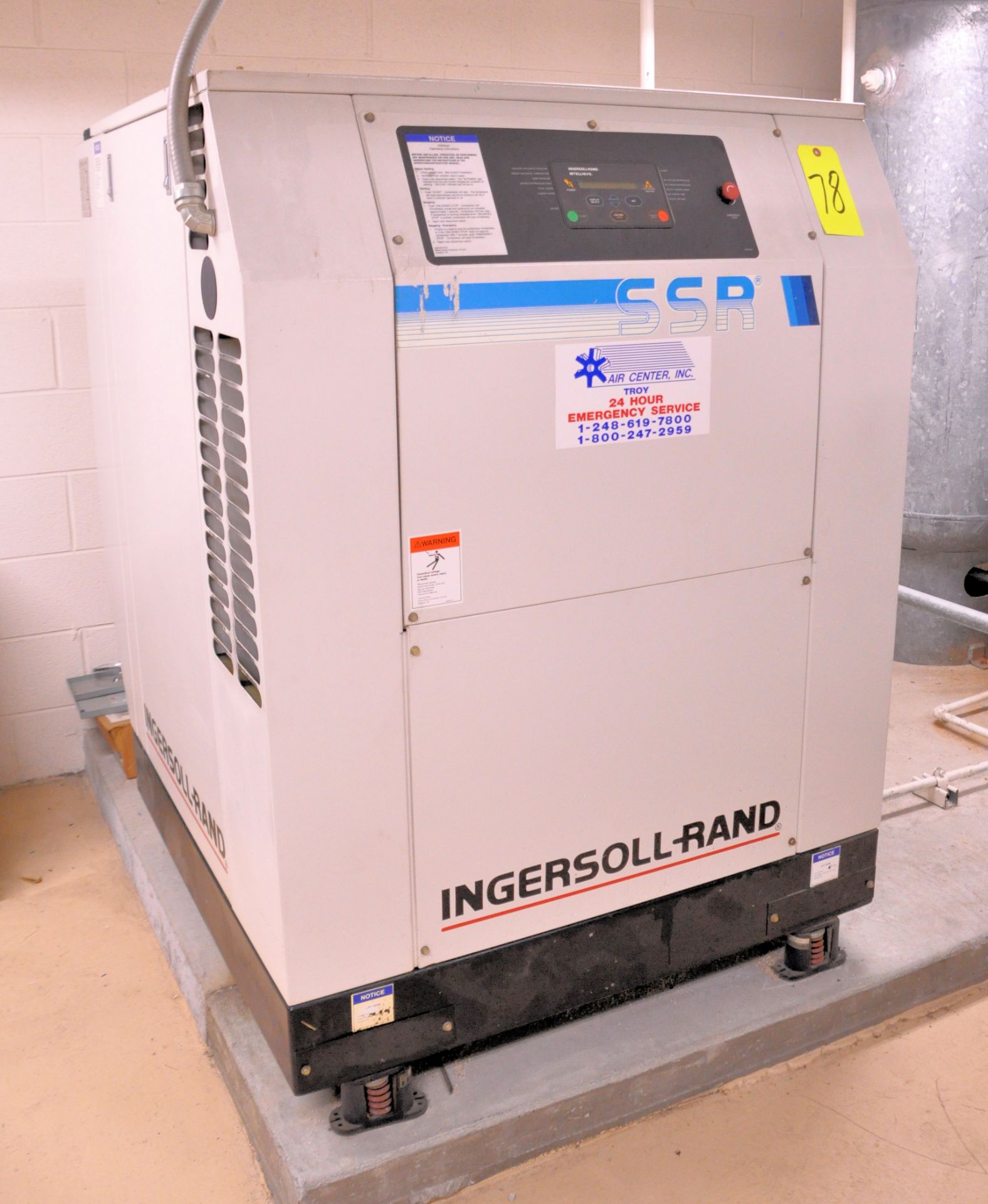 Ingersoll Rand Model SSR-EPE25SE 25-HP, 125-PSI, 98-CFM Rotary Screw Package Air Compressor, S/n