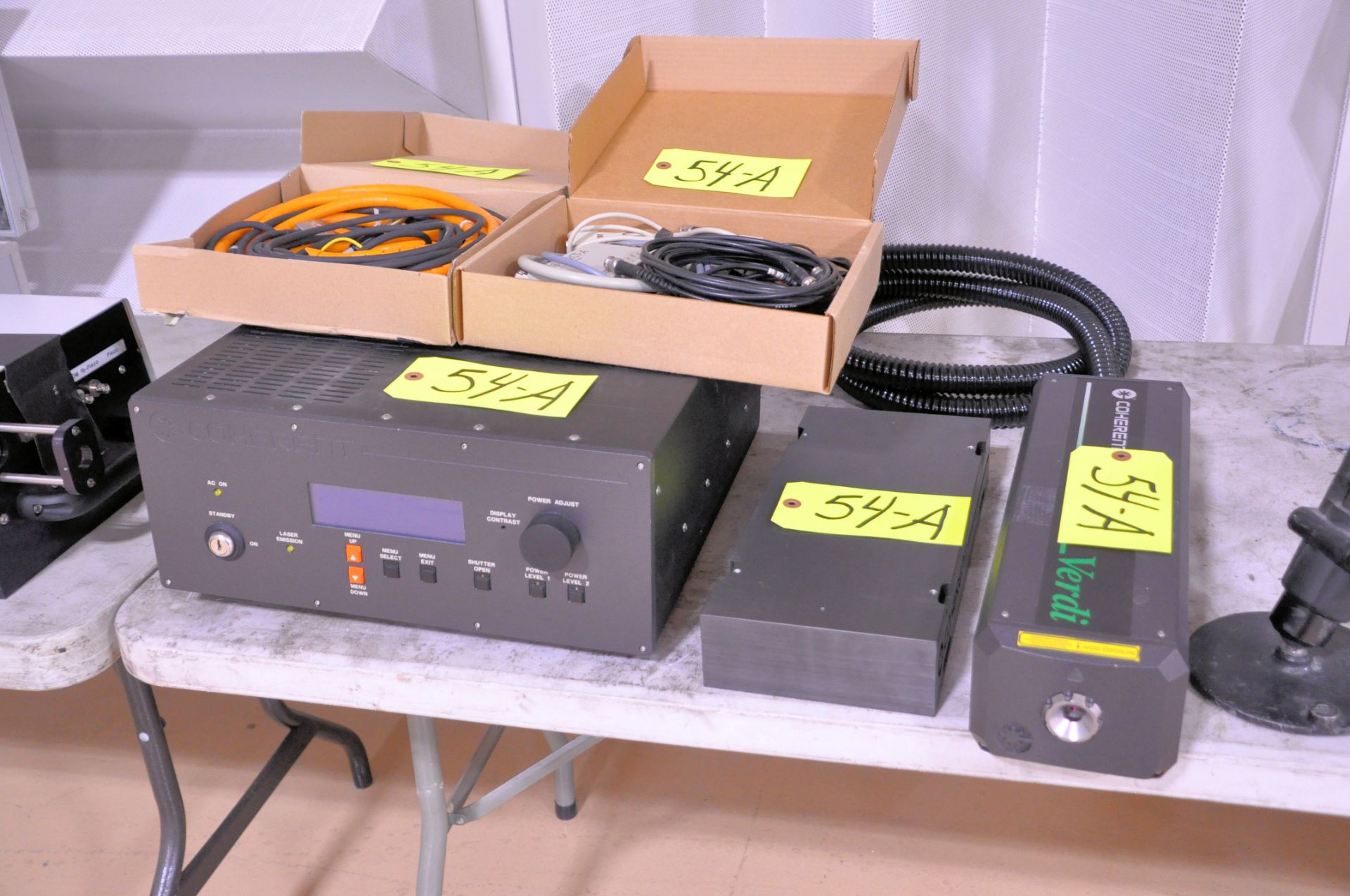 2002 Coherent Verdi V-5 Model Verdi-5W Scientific Laser with Power Supply and Cables, S/n V5-A6040R