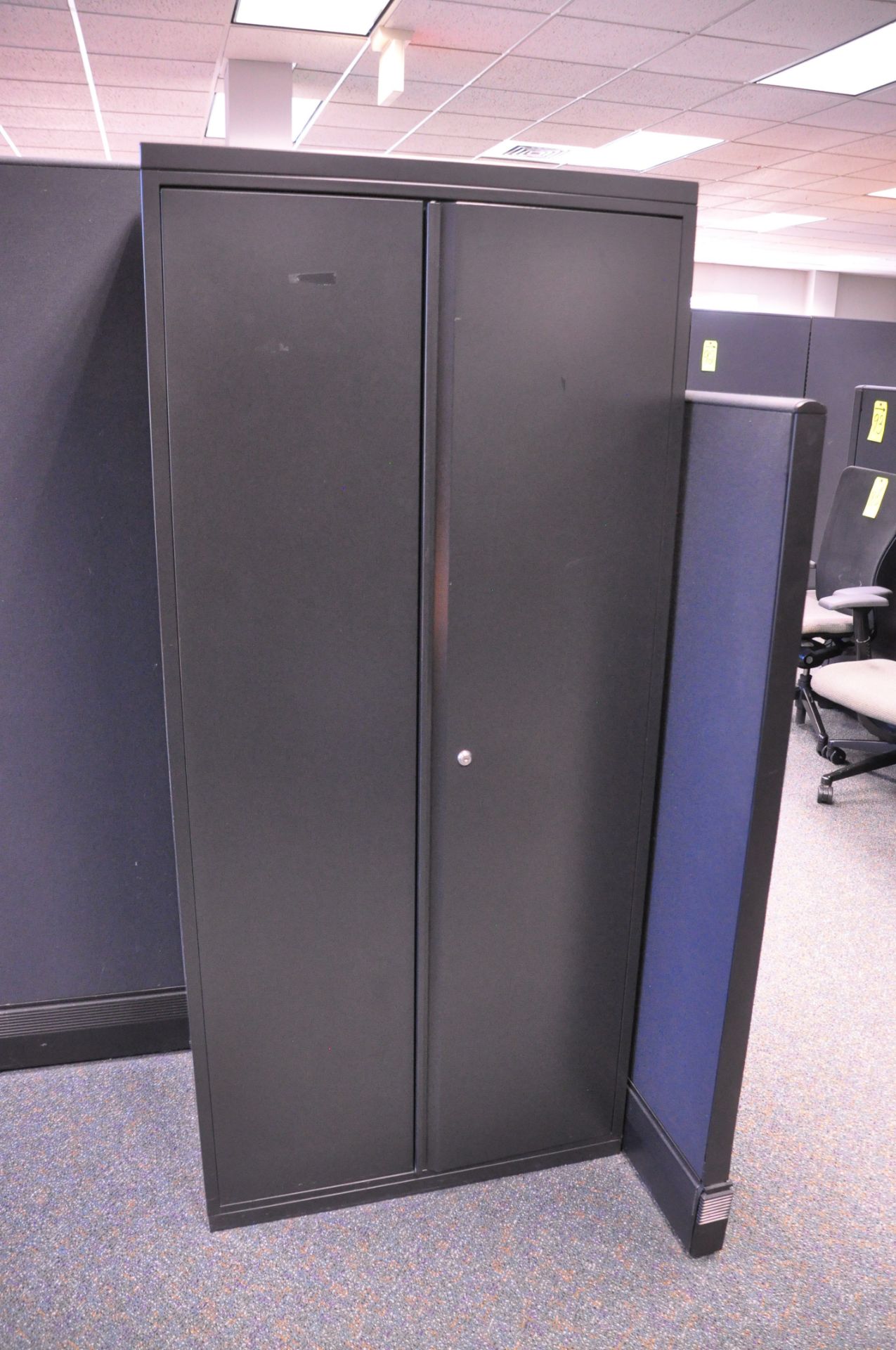 Lot-(1) Herman Miller 8-Station Cubicle Partition Work System with Standing Cabinets and Partition - Image 9 of 15