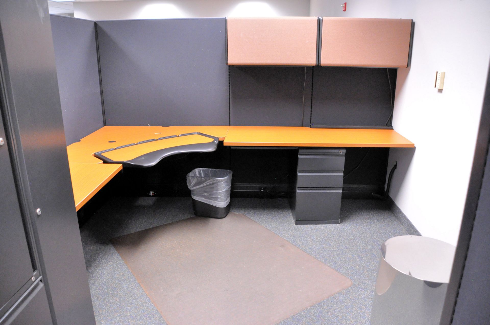 Lot-(1) Herman Miller 4-Station Cubicle Partition Work System with Standing Cabinets, and Partition - Image 9 of 12