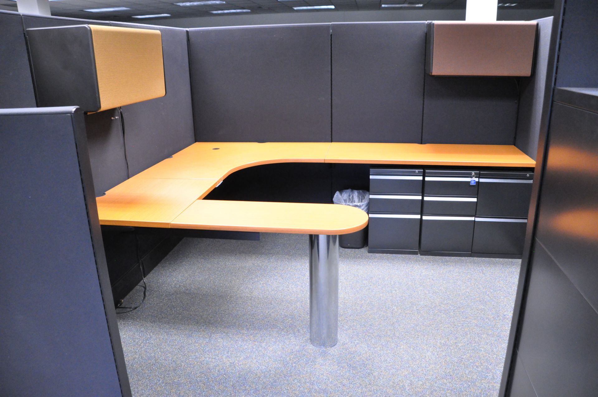 Lot-(1) Herman Miller 6-Station Cubicle Partition Work System with Standing Cabinets and Partition - Image 5 of 10