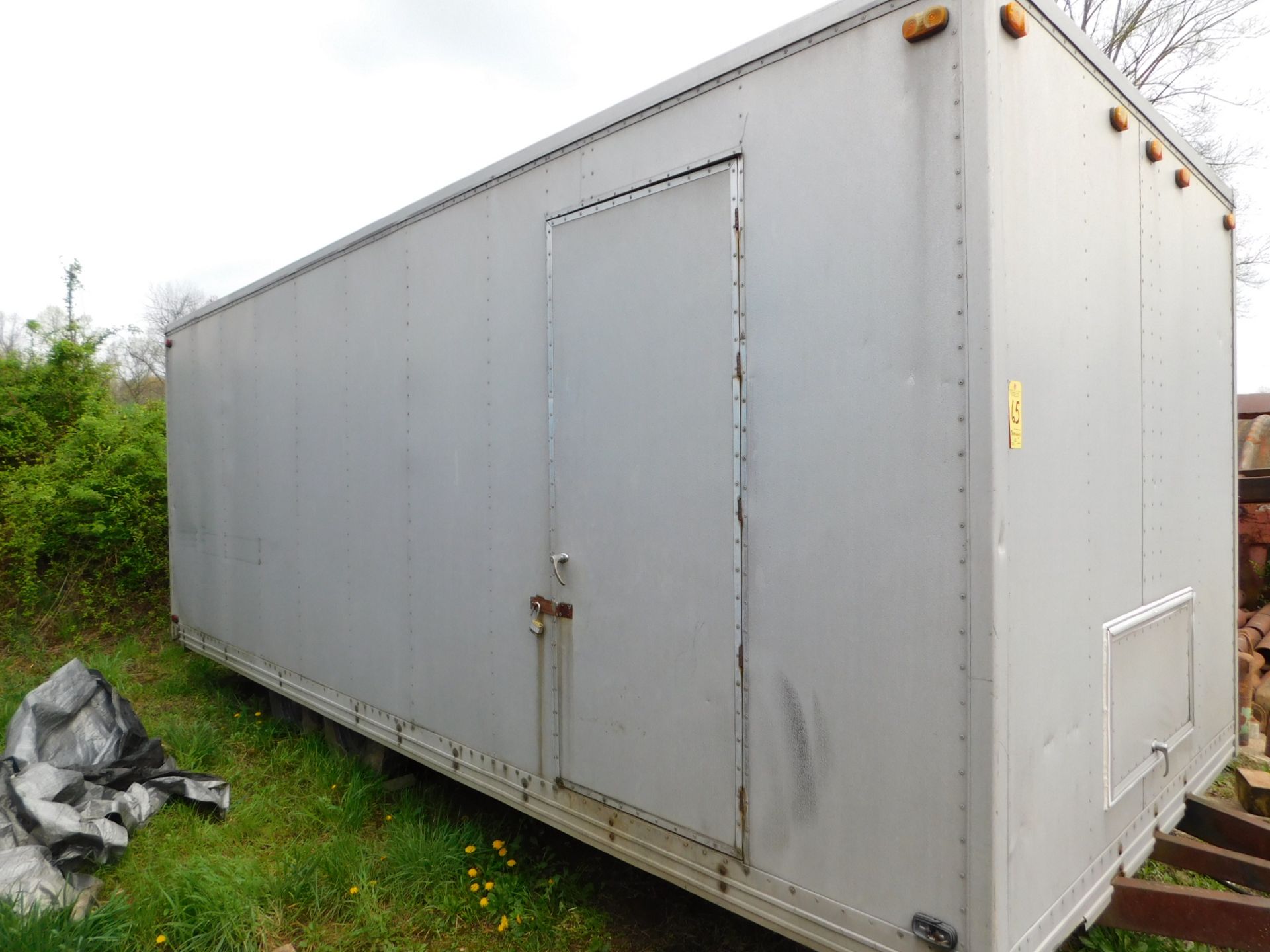 Tandem Axle Enclosed Trailer, 20', Roll Up Rear Door - Image 2 of 8