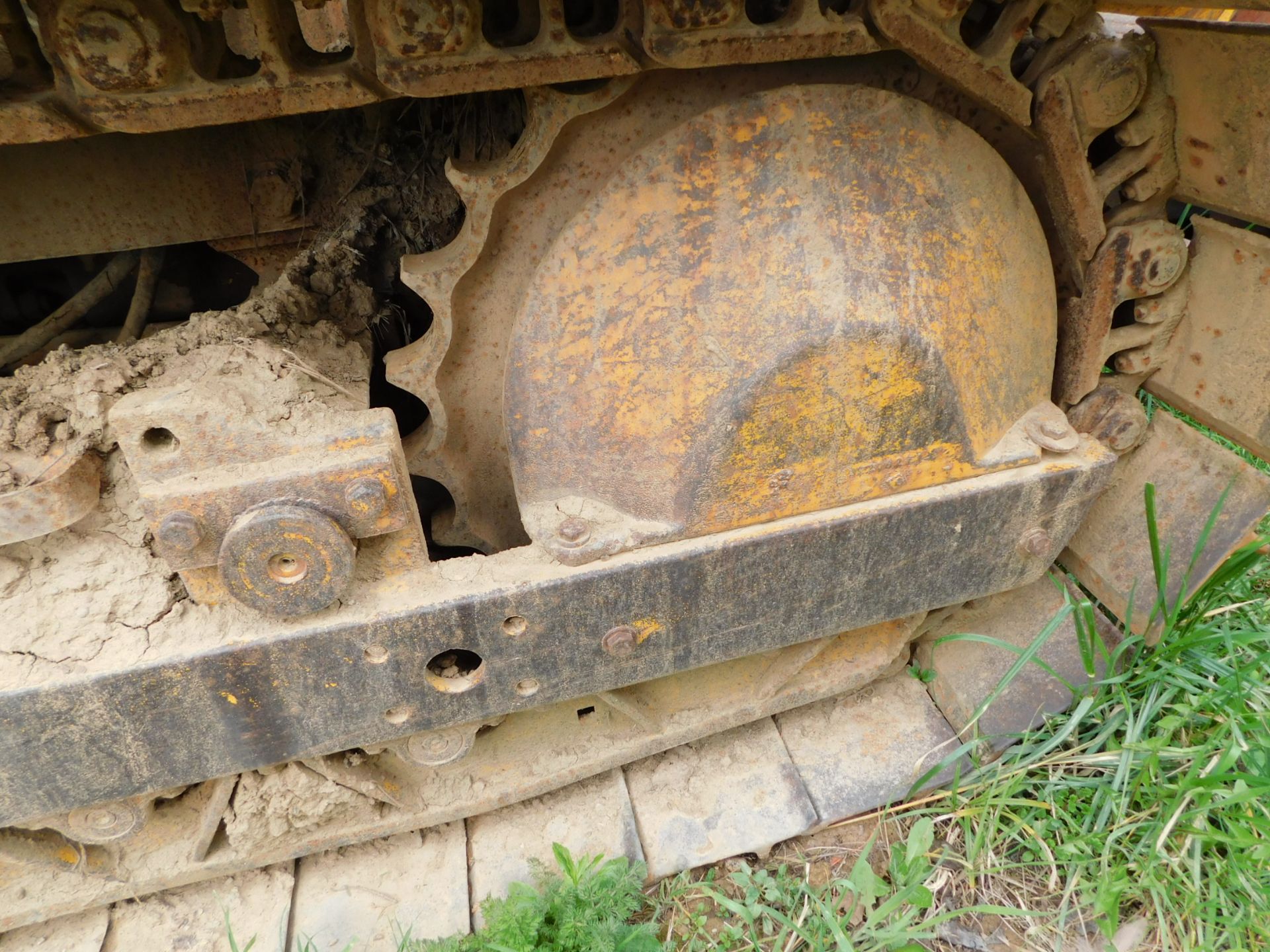 John Deere Model 555C Crawler Dozer, s/n 555C336464T, OROPS, 8' 6-Way Blade, Rear Winch - Image 5 of 19