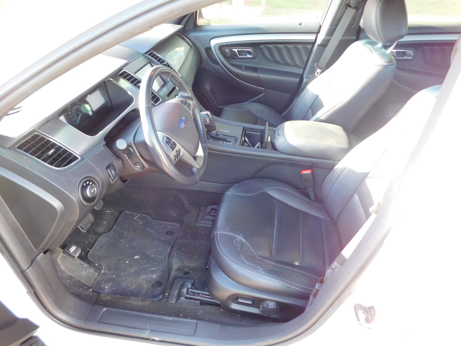 2015 Ford Taurus SEL 4-Door Sedan, vin 1FAHP2E80FG182717, Automatic Transmission, PW,PL,AC,Leather - Image 22 of 42