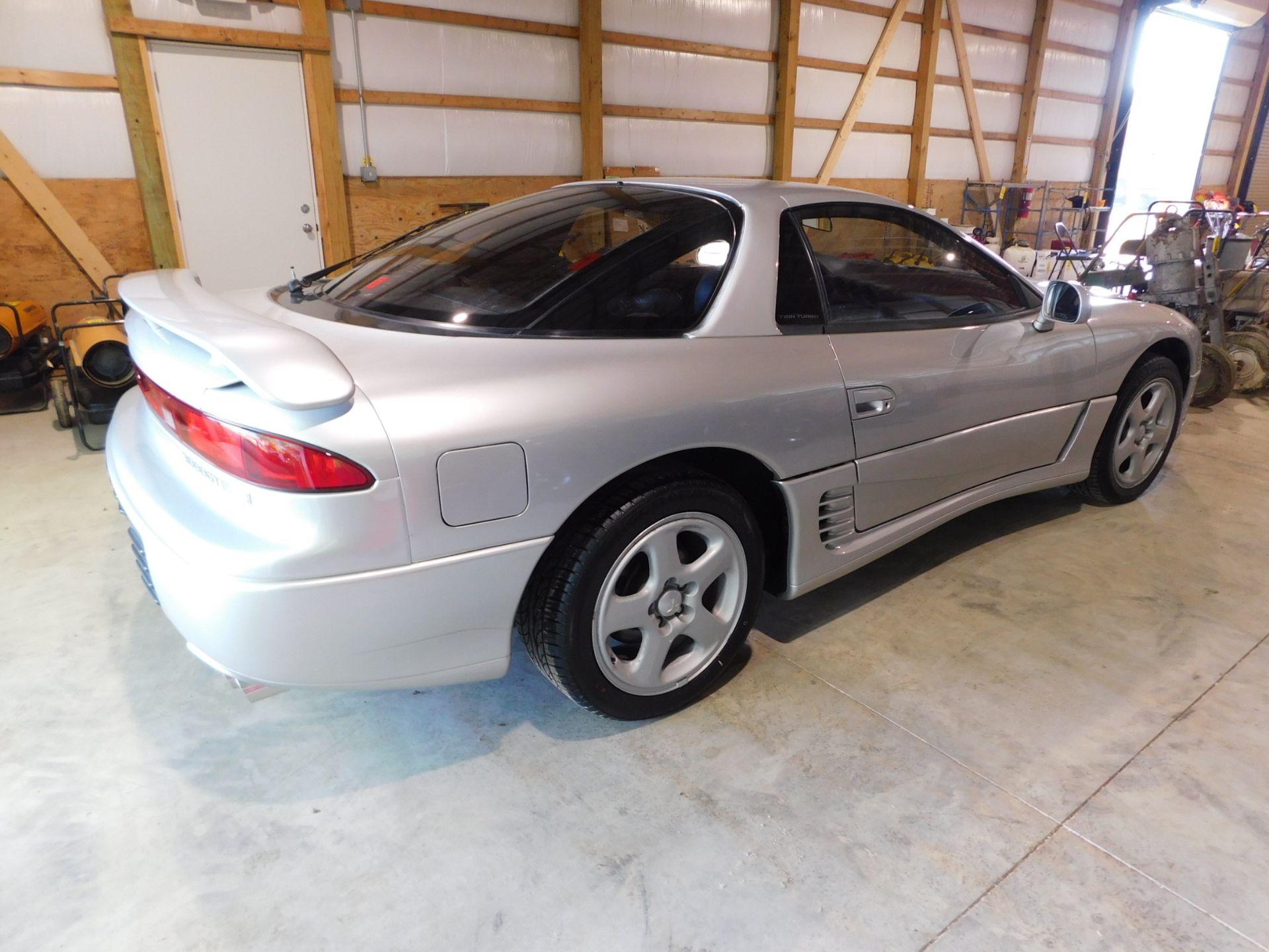 1991 Mitsubishi 3000GT/VR-4 3-Door Coupe VIN JA3XE74C2NYO18276, V6 DOHC 24V Engine, 5-Speed Manual - Image 7 of 35