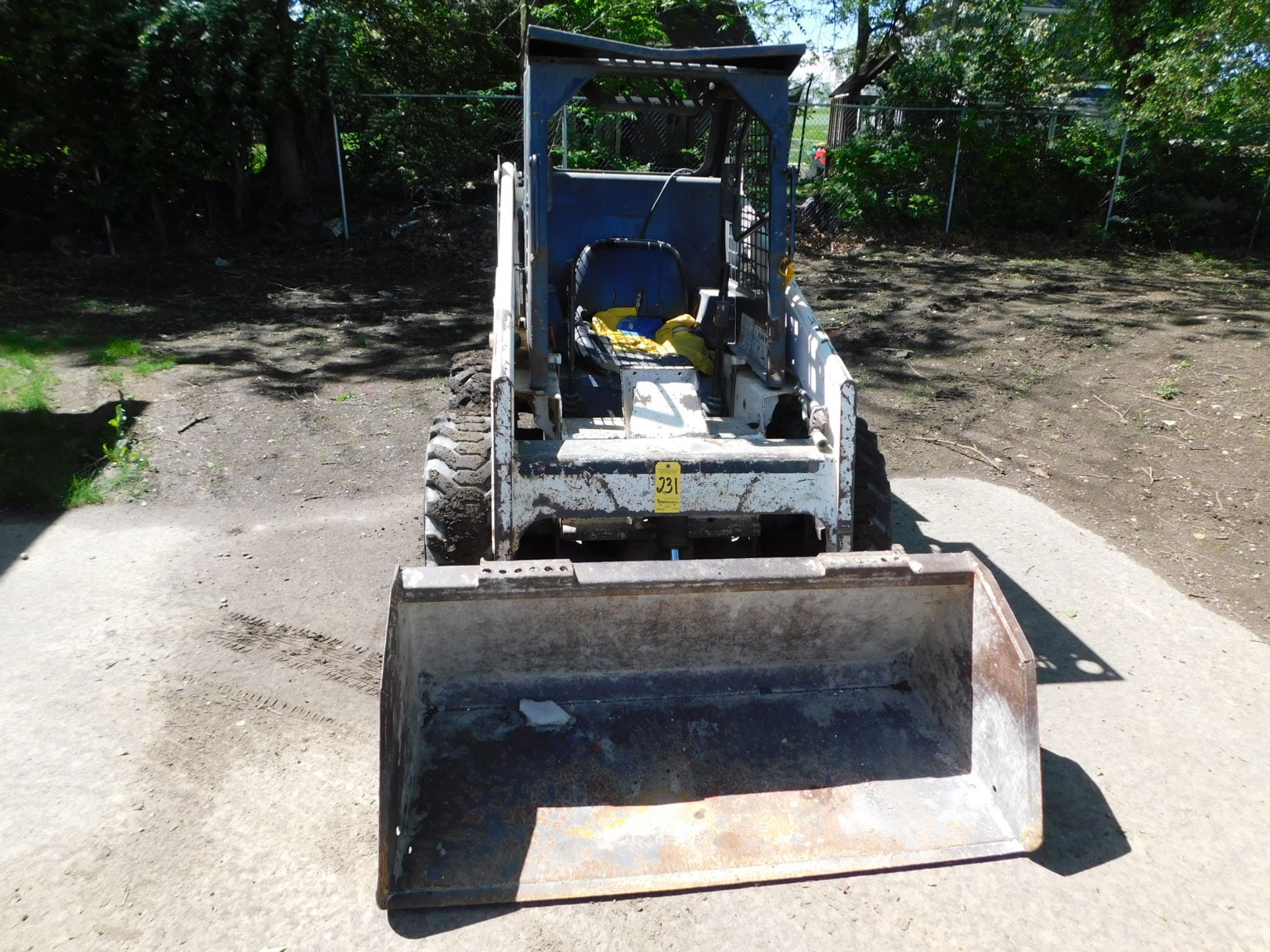 Bobcat Model 742 B Skid Steer sn 509418376, Gas, 5' Bucket, 1,260 hours - Image 3 of 15