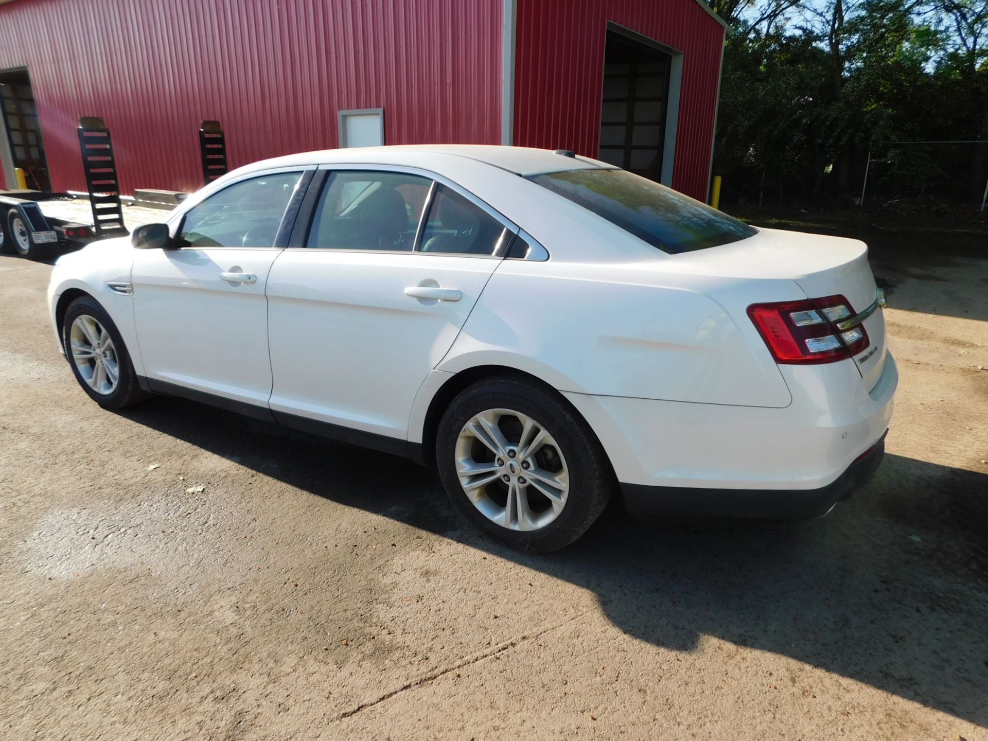 2015 Ford Taurus SEL 4-Door Sedan, vin 1FAHP2E80FG182717, Automatic Transmission, PW,PL,AC,Leather - Image 7 of 42