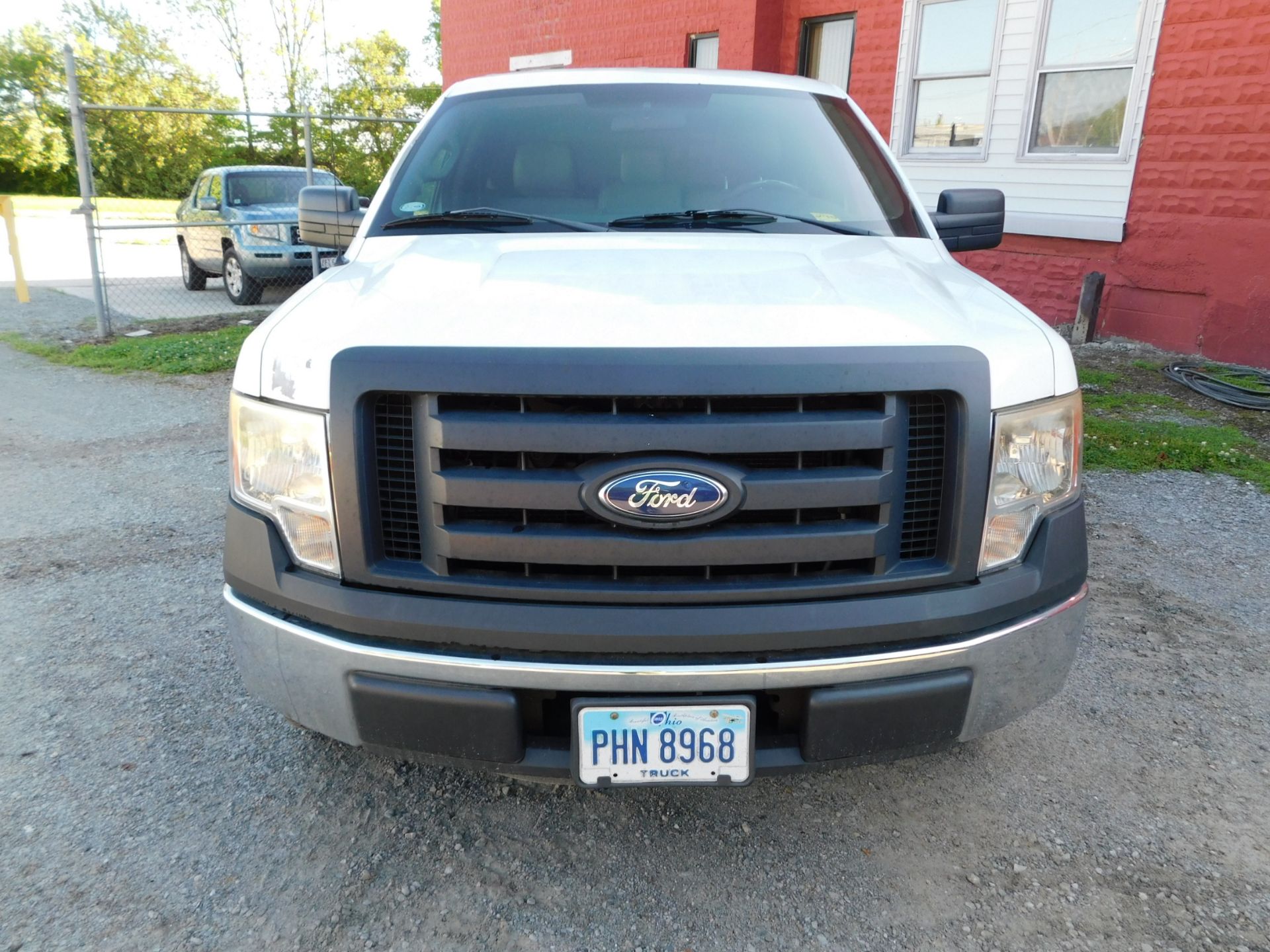 2011 Ford Pick up F-150XL vin 1FTMF1CM3CKD12942, Automatic Transmission, PW, Pl, 8'Bed w/Cap 146,289 - Image 3 of 46