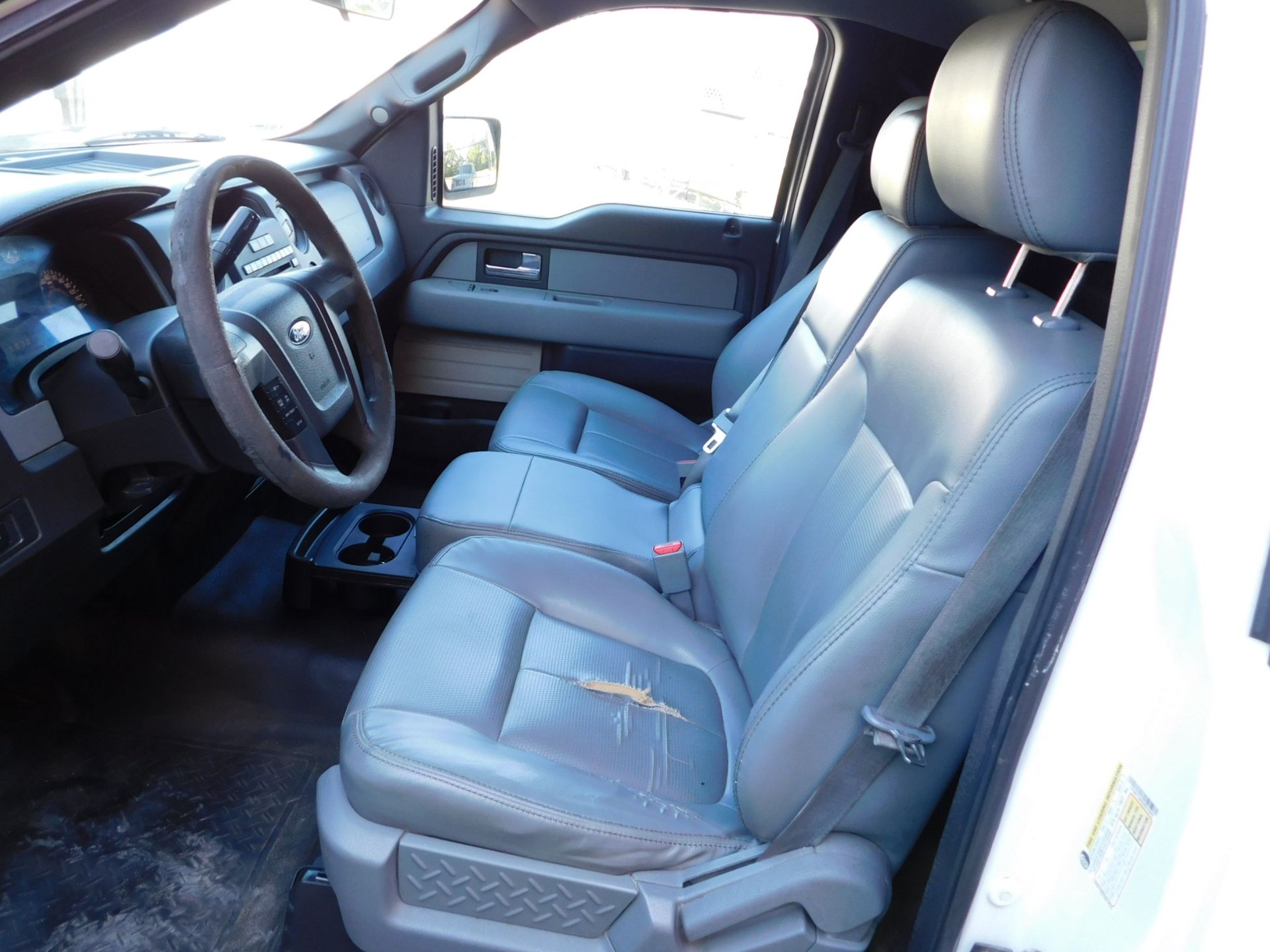2011 Ford Pick up F-150XL vin 1FTMF1CM3CKD12942, Automatic Transmission, PW, Pl, 8'Bed w/Cap 146,289 - Image 31 of 46