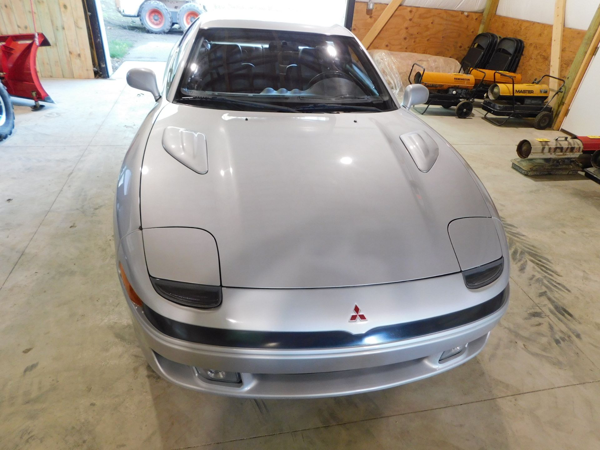 1991 Mitsubishi 3000GT/VR-4 3-Door Coupe VIN JA3XE74C2NYO18276, V6 DOHC 24V Engine, 5-Speed Manual - Image 2 of 35