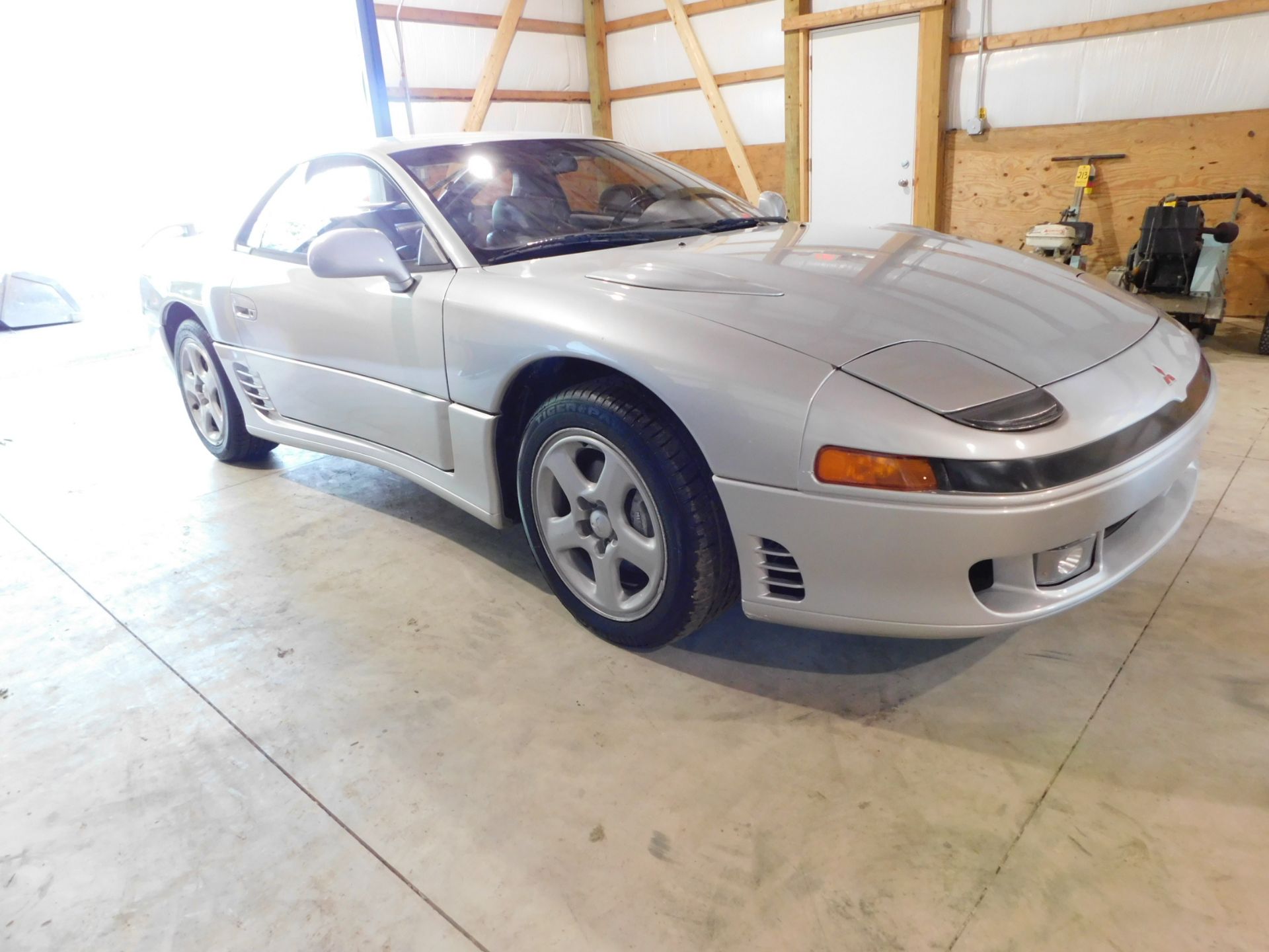 1991 Mitsubishi 3000GT/VR-4 3-Door Coupe VIN JA3XE74C2NYO18276, V6 DOHC 24V Engine, 5-Speed Manual - Image 3 of 35