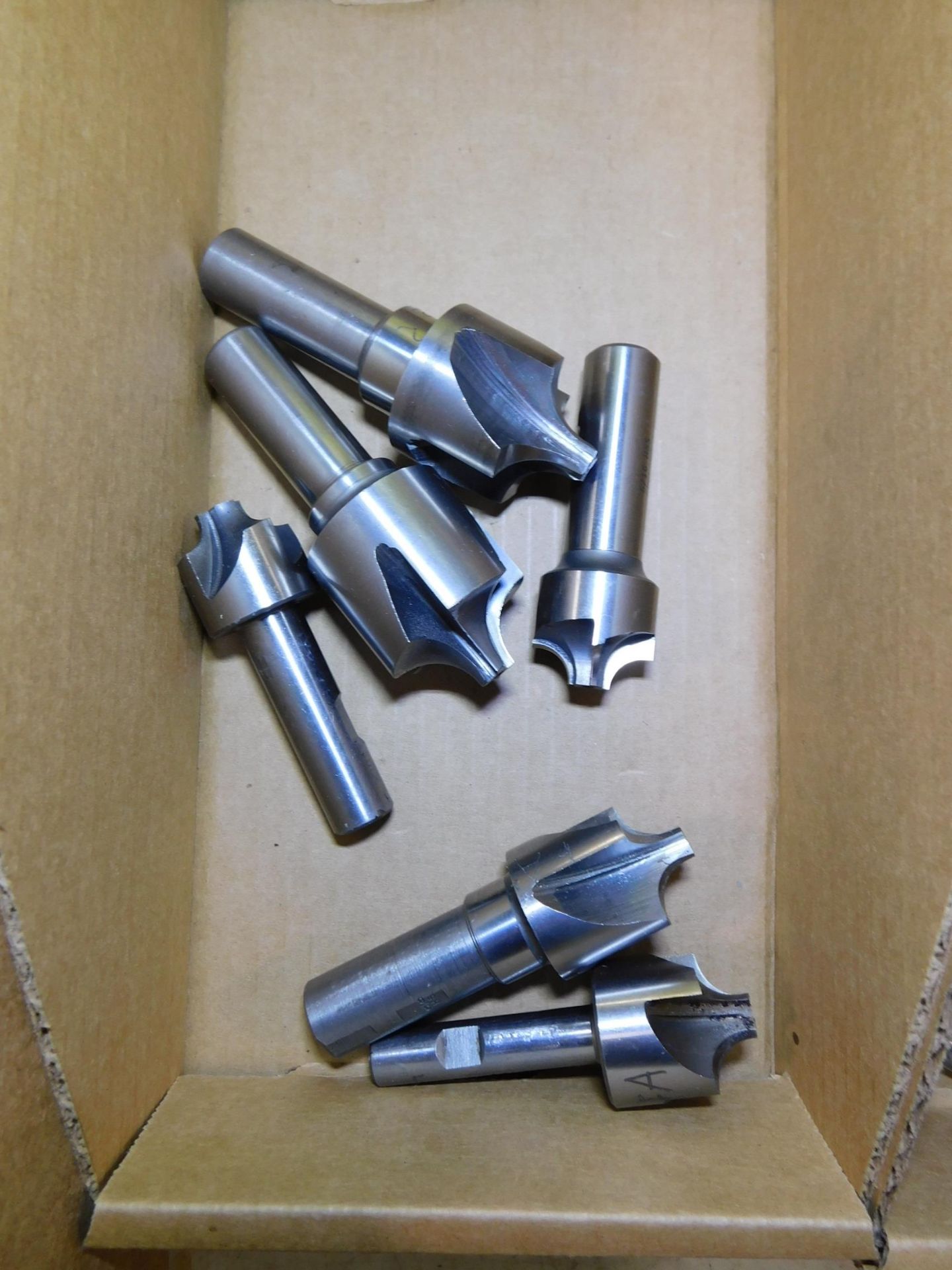 Corner Radius Cutting Tools