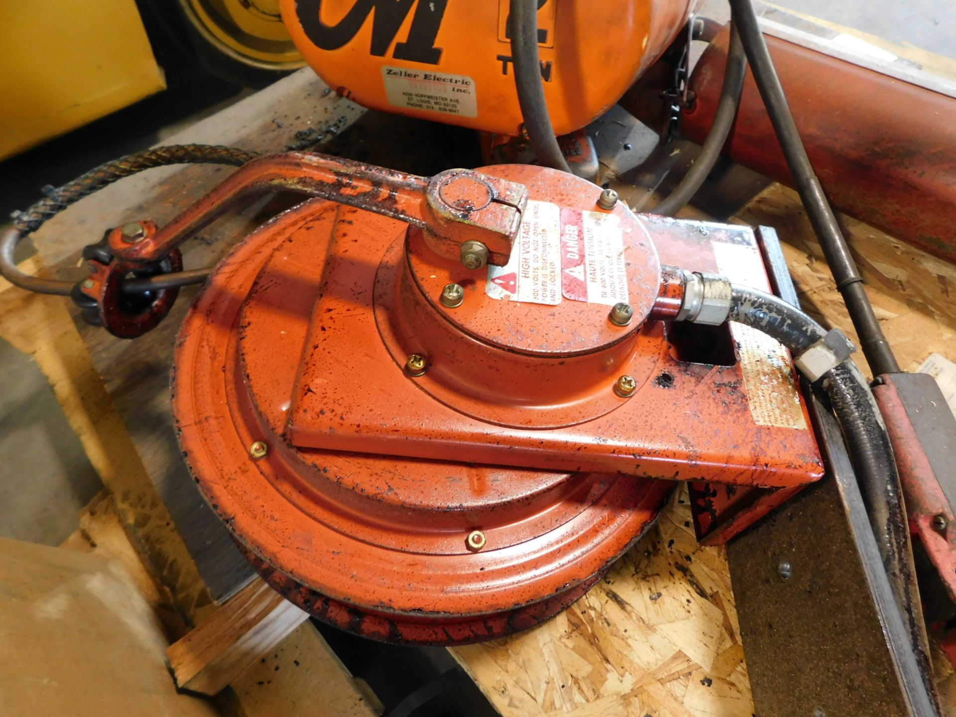 CM 2 Ton electric hoist, 230 volt/ 3phase, and Electric Reel - Image 3 of 5