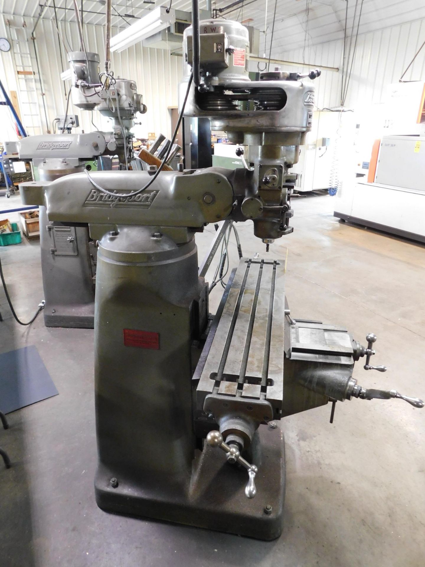 Bridgeport 1H.P. Step Pulley Vertical Mill sn#12BR139963, 9"X42" Table, R-8 Collets, Sony 2-Axis - Image 8 of 12