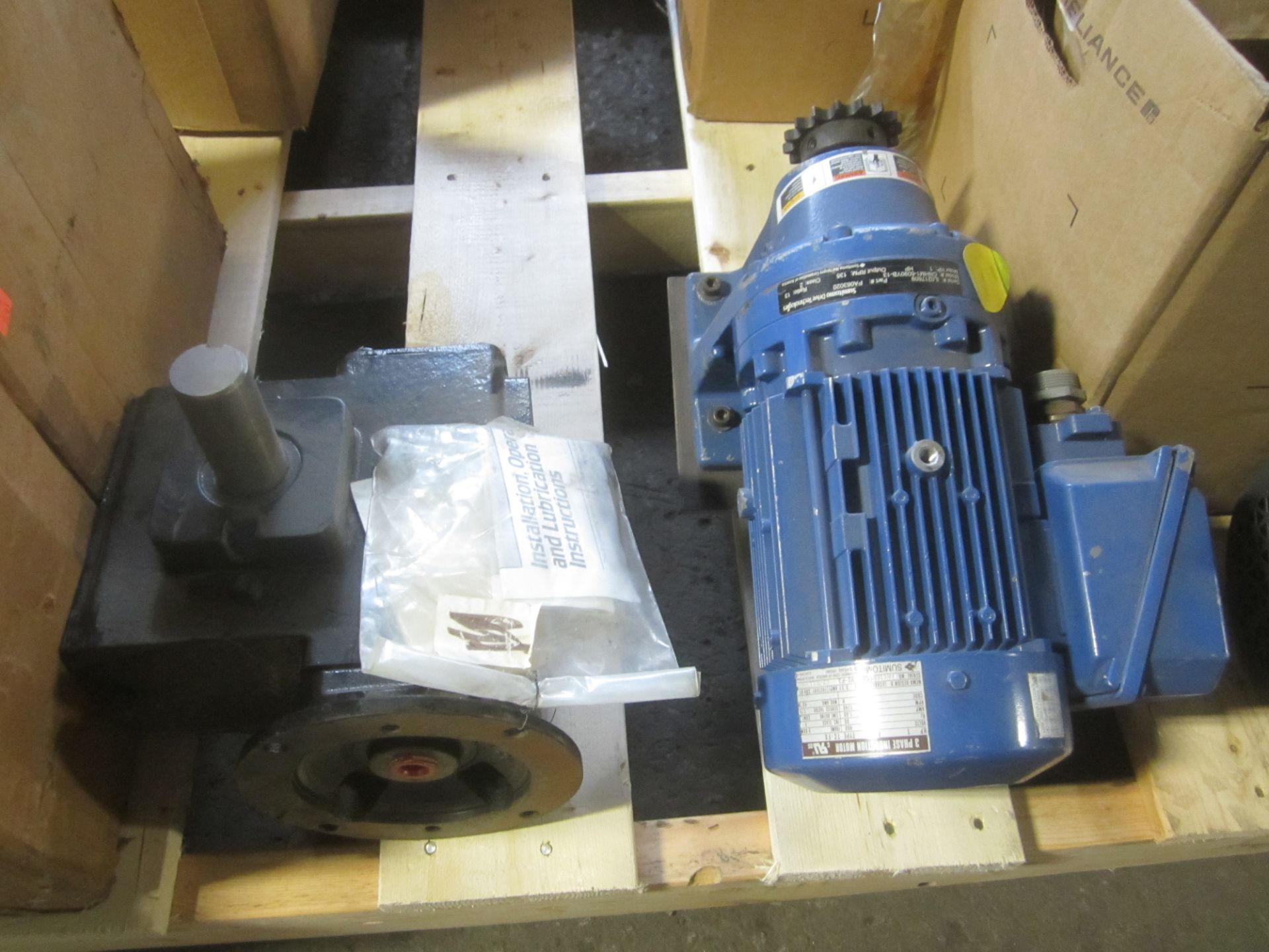 Skid Lot of Electric Motors and Gear Boxes - Image 8 of 9