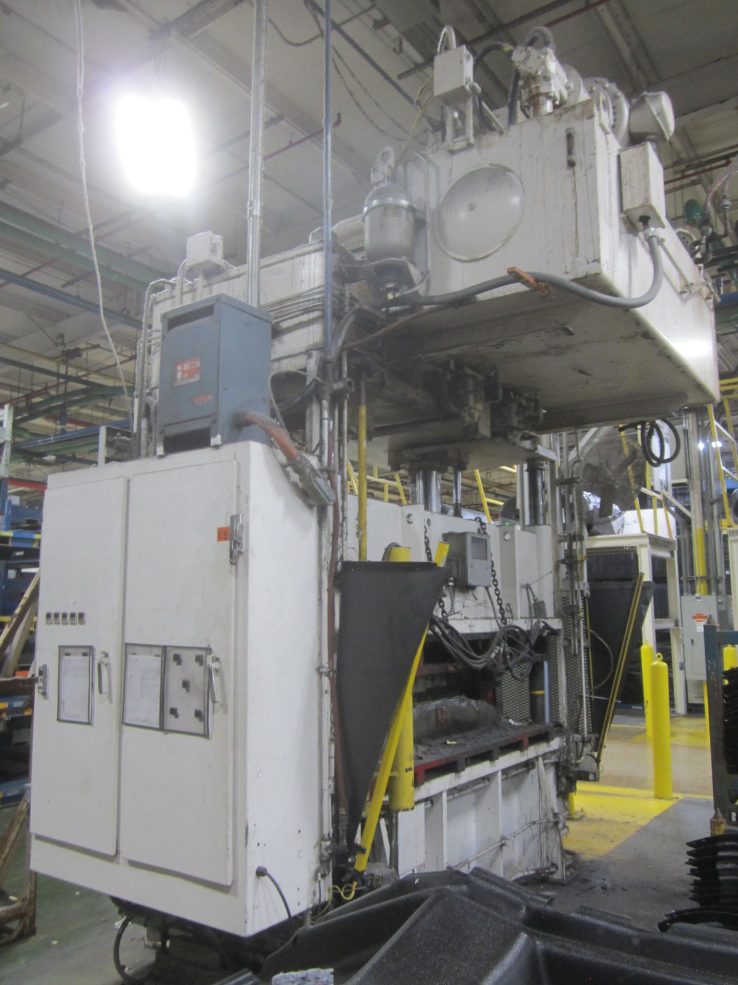St. Lawrence 100 Ton Hydraulic Press, 4-Post, 114" X 50" Bed and Ram Area, 100" X 36" Between the - Image 8 of 9