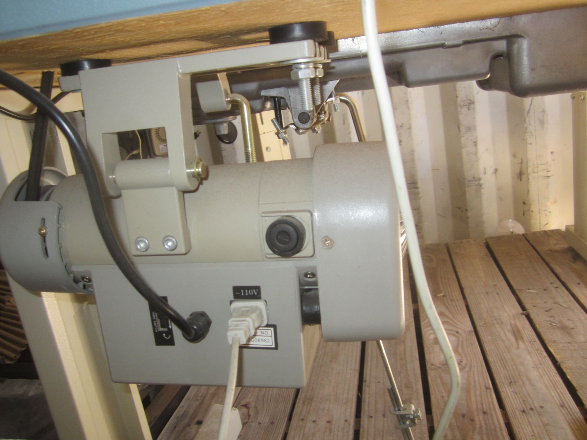 Juki Model DDL-8100e Industrial Sewing Machine, s/n PD0NL02018, with Table, Used only 6 Months - Image 4 of 5