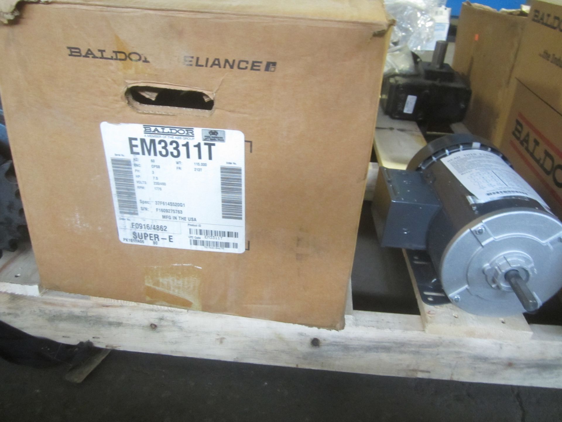 Skid Lot of Electric Motors and Gear Boxes - Image 4 of 9
