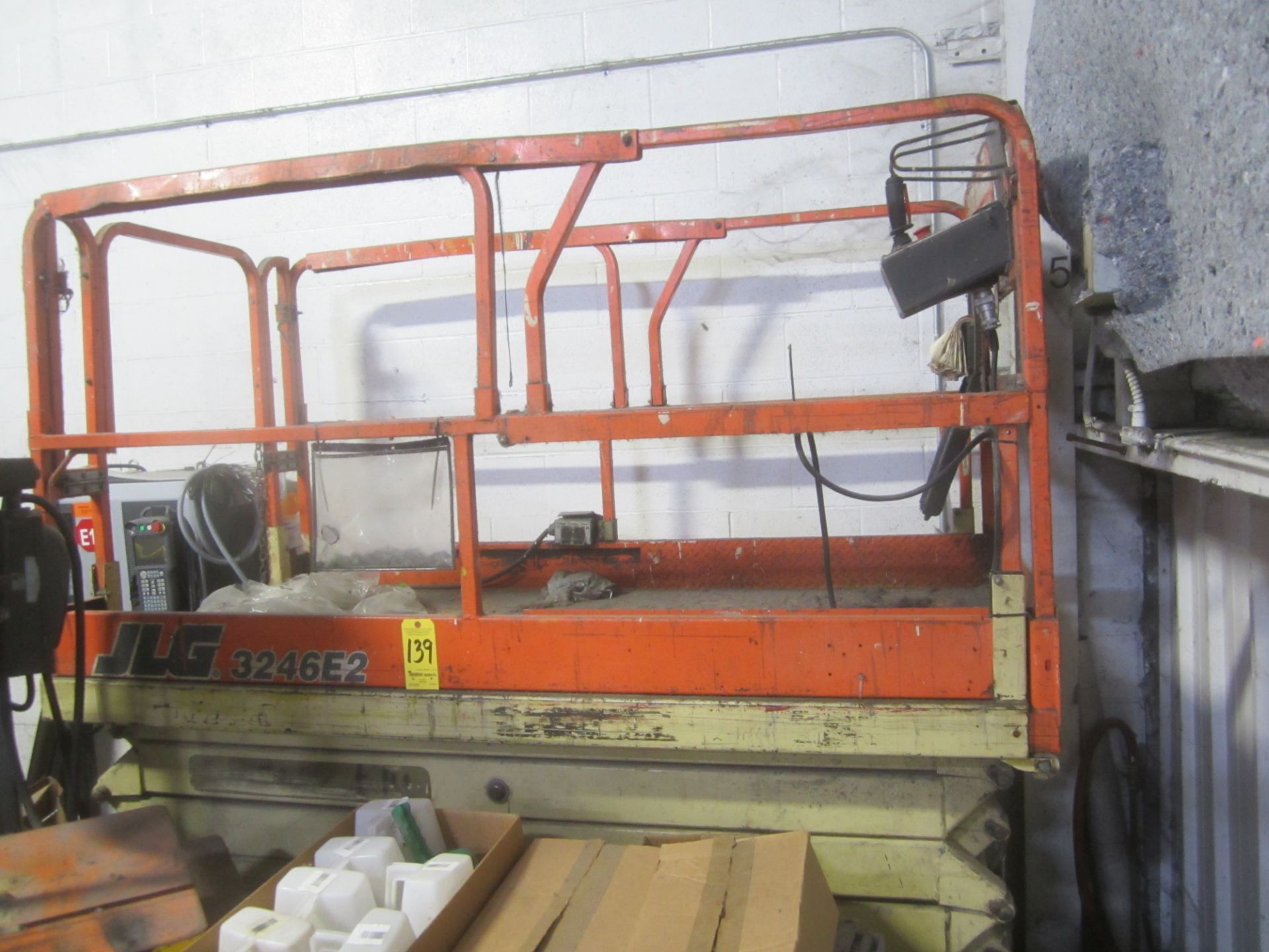 JLG Model 3246E2 Electric Scissor Lift, Not in Working Condition, At a Minimum Needs New