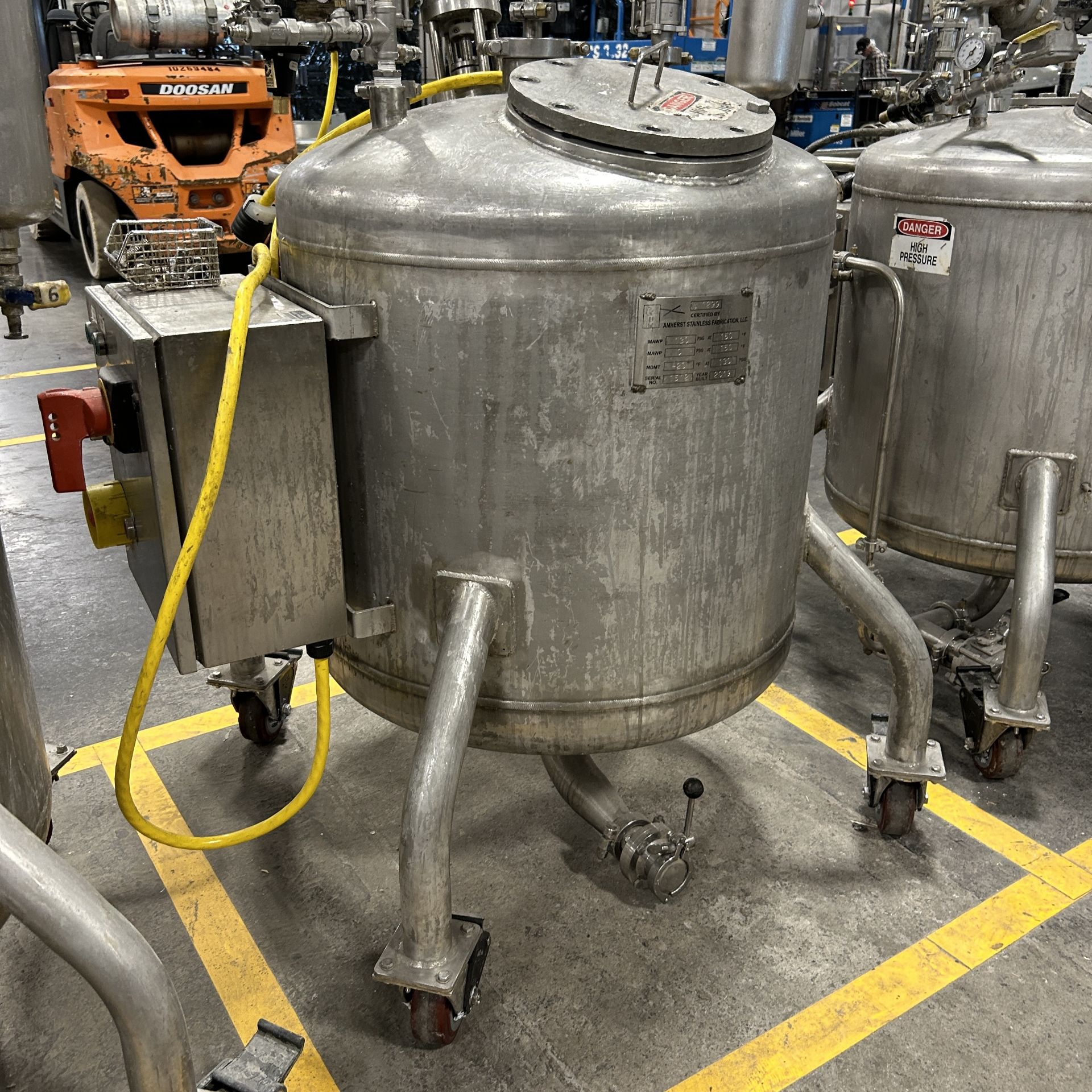 2019 Amherst Stainless Steel Agitation Pressure Pot - Image 4 of 8