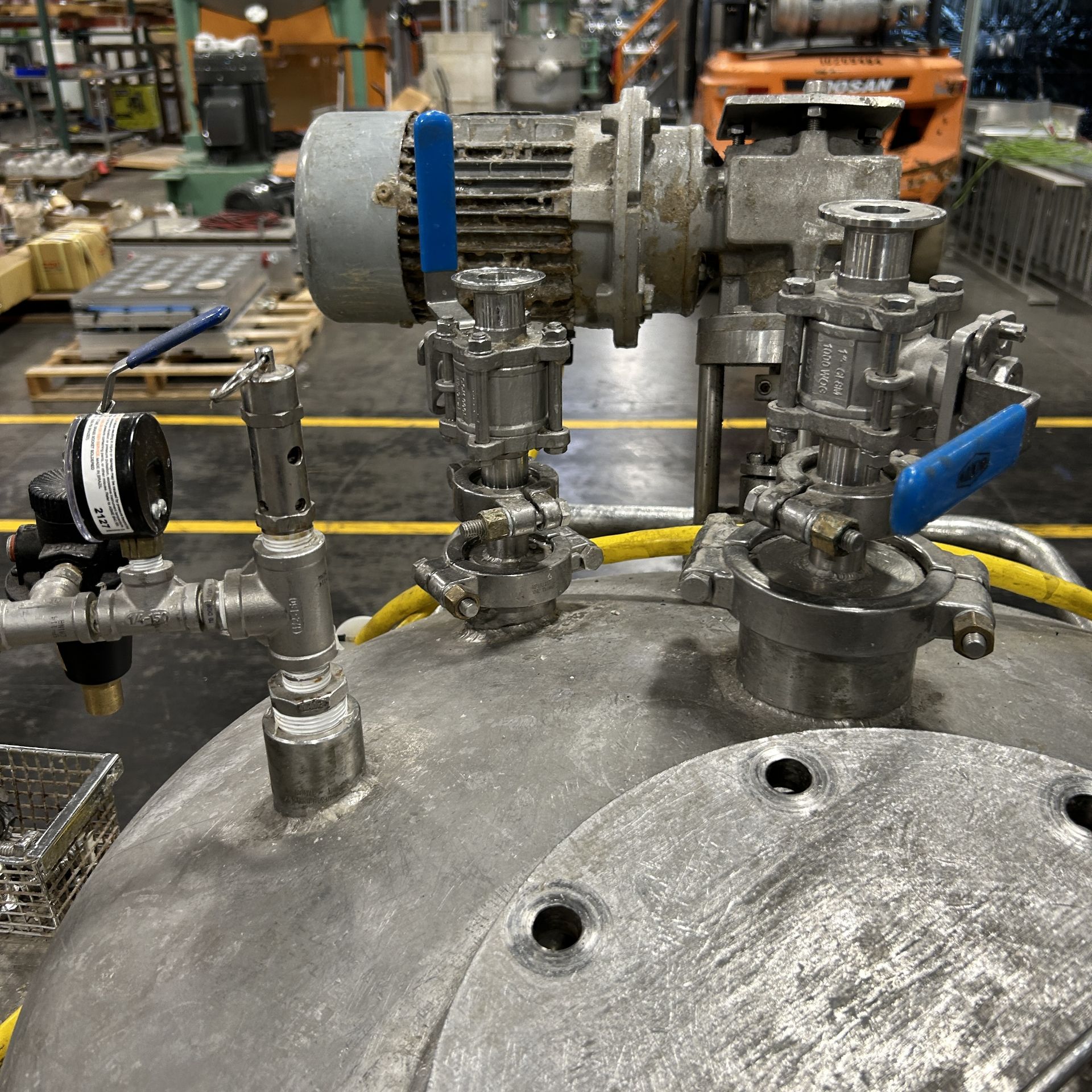 2019 Amherst Stainless Steel Agitation Pressure Pot - Image 6 of 8