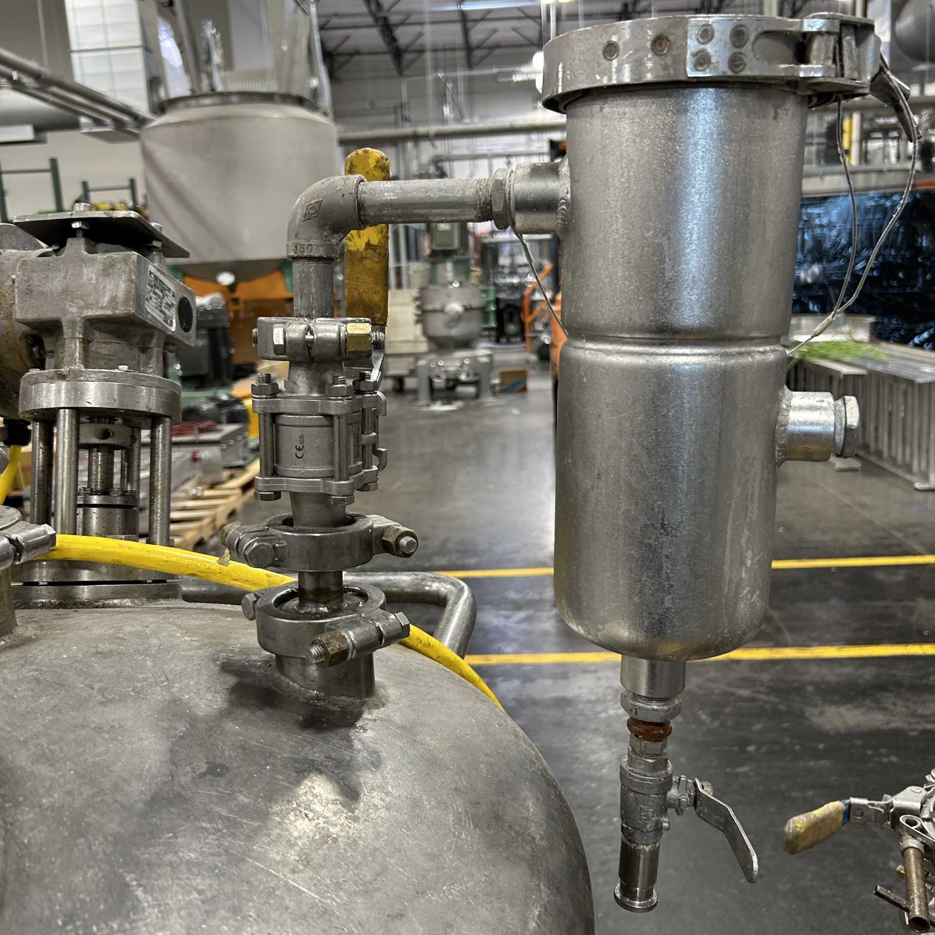 2019 Amherst Stainless Steel Agitation Pressure Pot - Image 5 of 8