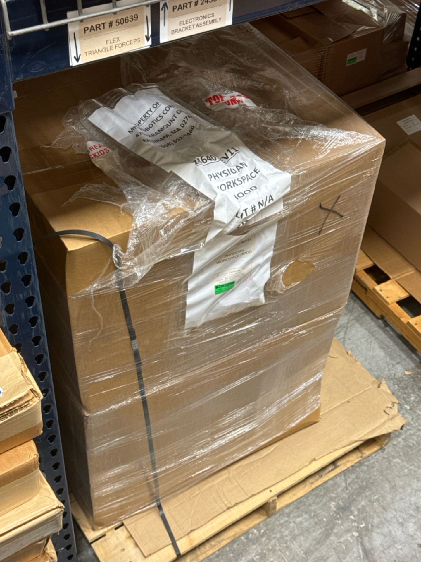 Contents of Center Pallet Racking - Image 55 of 68