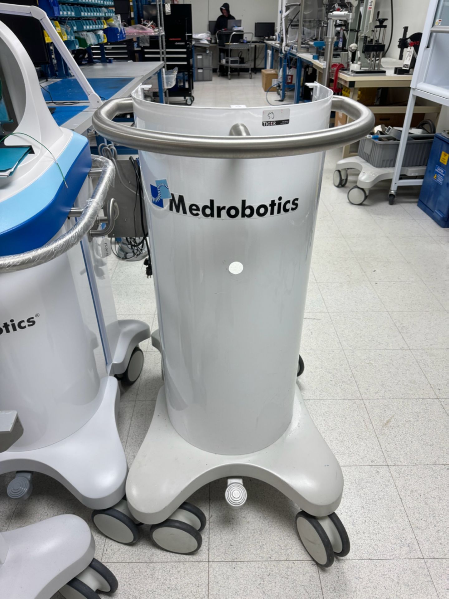 (9) Medrobotics Flex Robotics Systems - Image 12 of 17