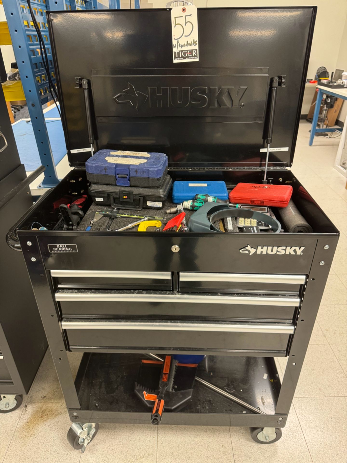 Husky Ball Bearing Rolling Tool Chest w/ Contents