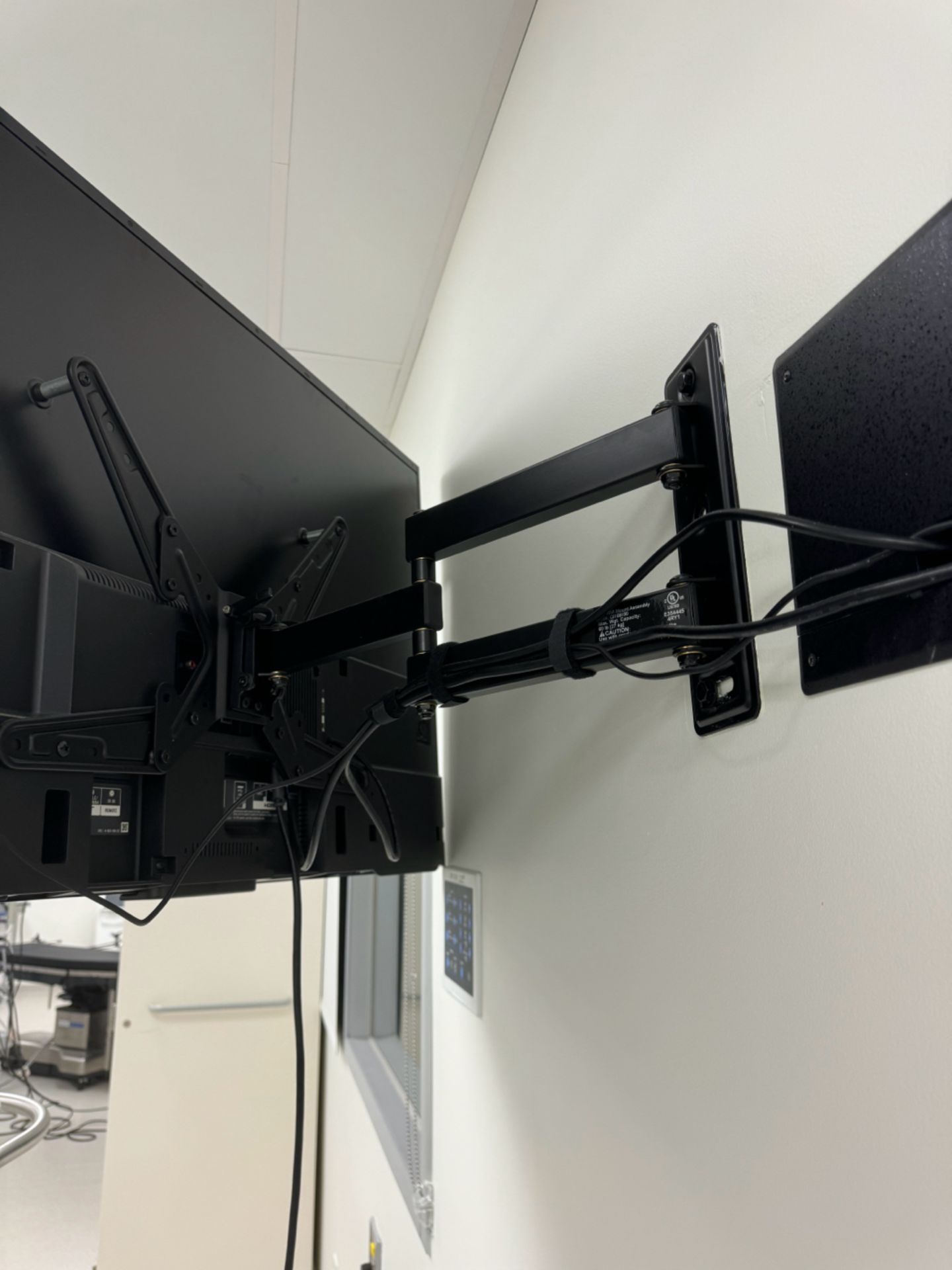 Sony Televisions w/ Mounts - Image 6 of 8