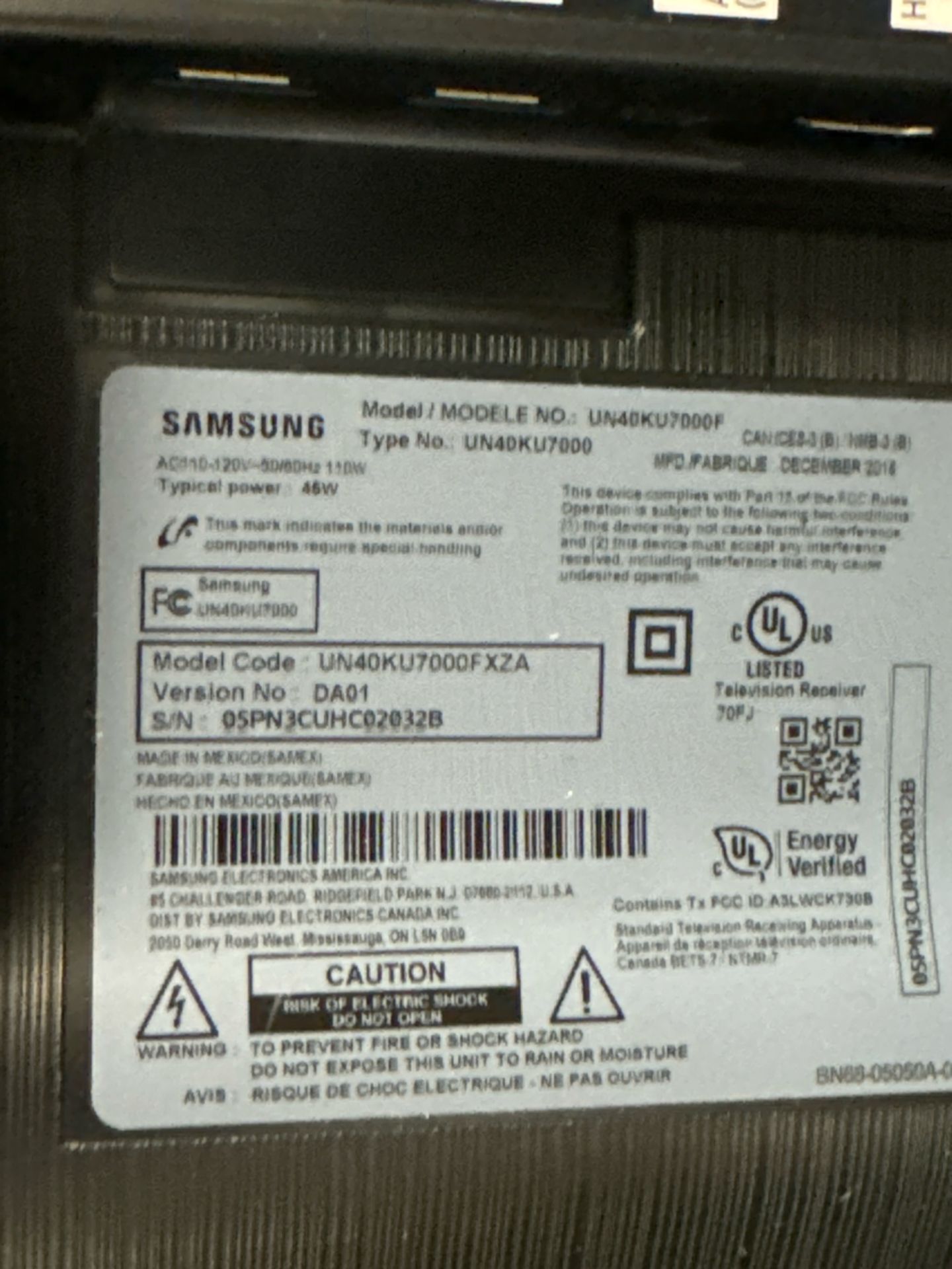 Samsung 40" TV - Bild 2 aus 3