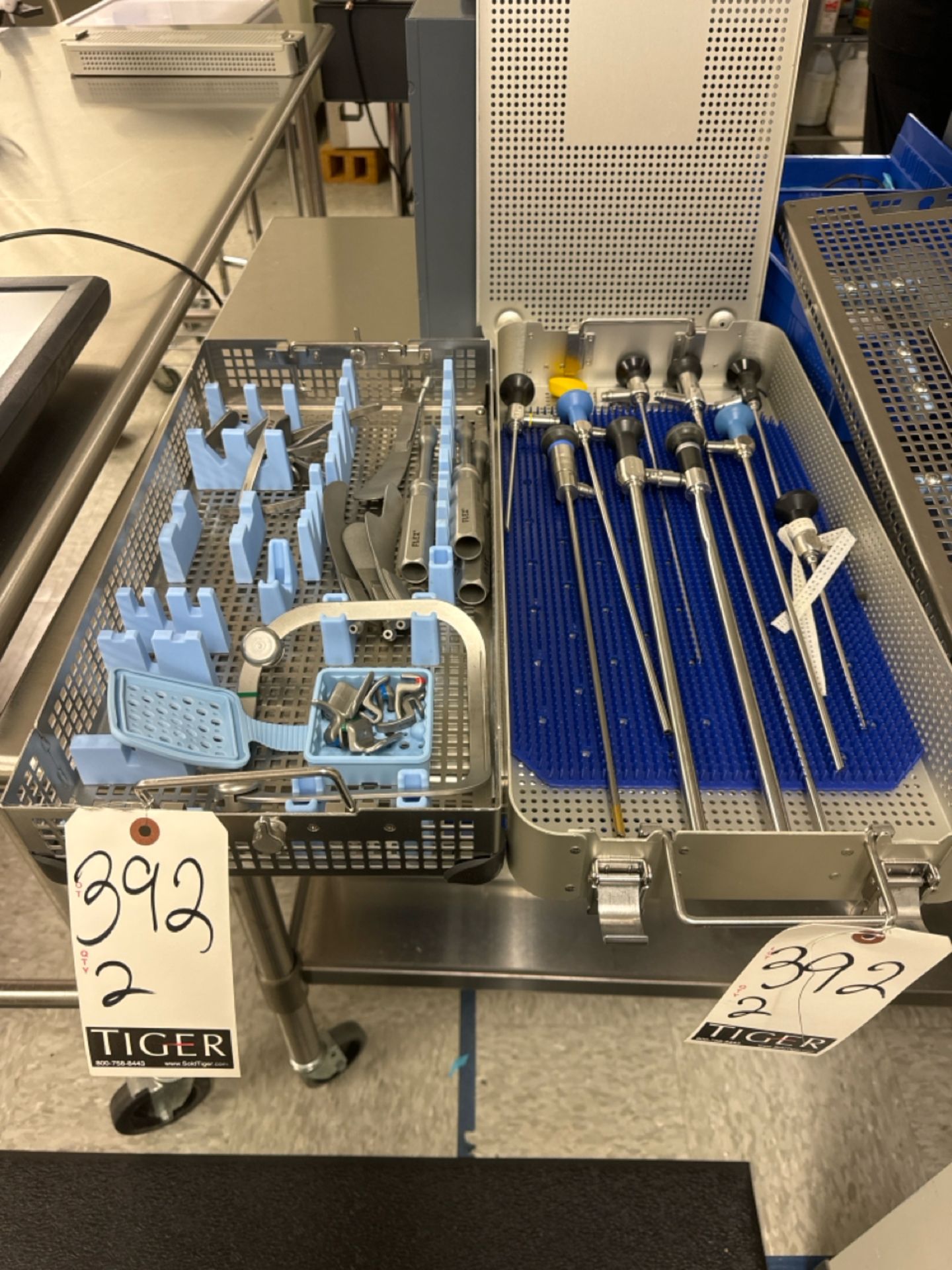 Medrobotics Flex Sterilization Tray w/ Retractor Tools & Sterilization Tray