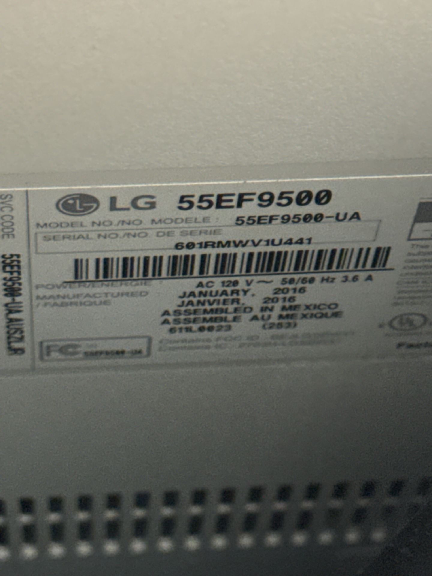 Samsung Television & LG Television w/ Case - Image 4 of 4