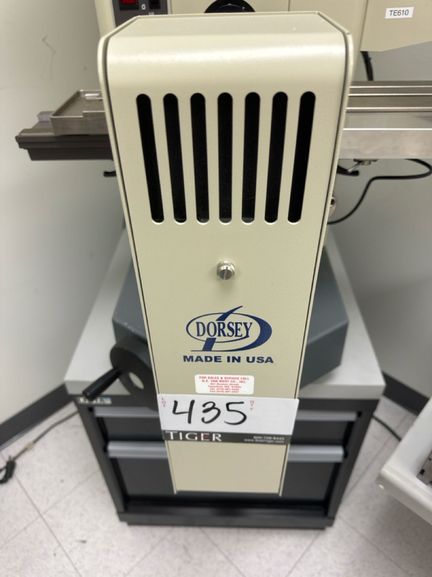 Dorsey Metrology International Optical Comparator w/ File Cabinet - Image 2 of 6