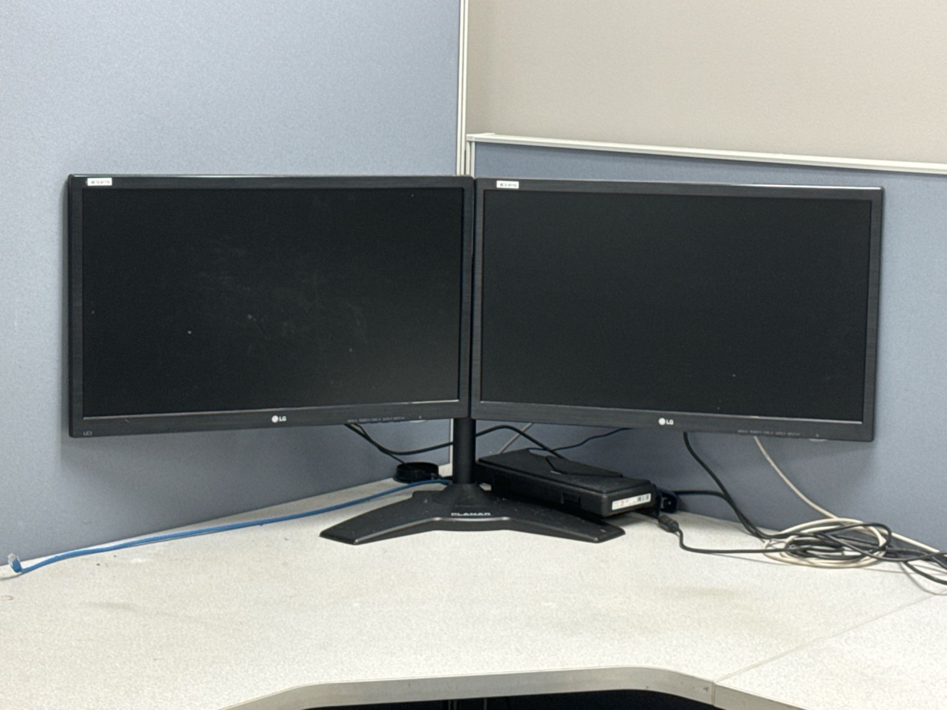 (44) Computer Monitors - Image 22 of 22