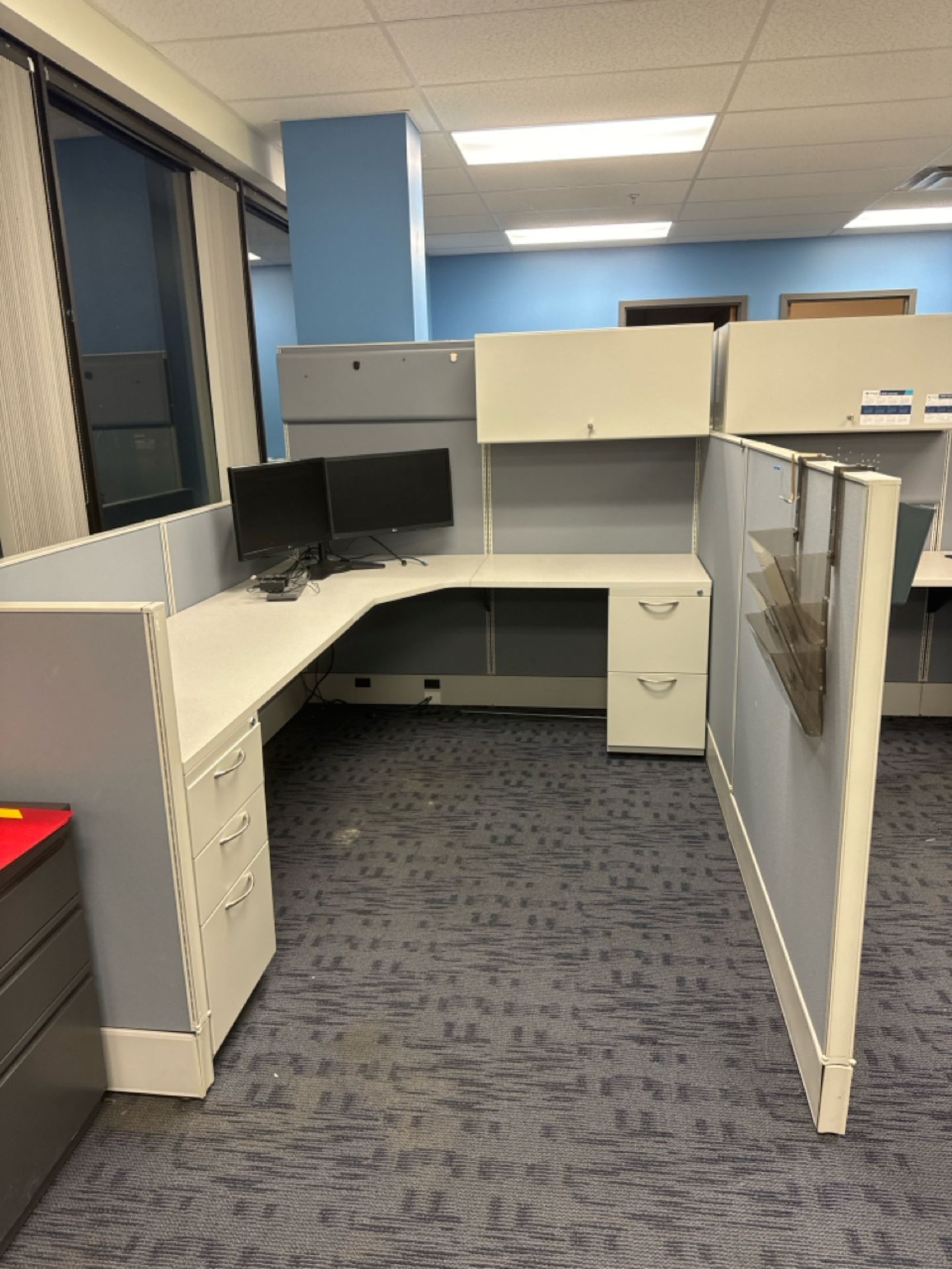(24) Panel System Work Stations (Contents not Included) - Image 10 of 25
