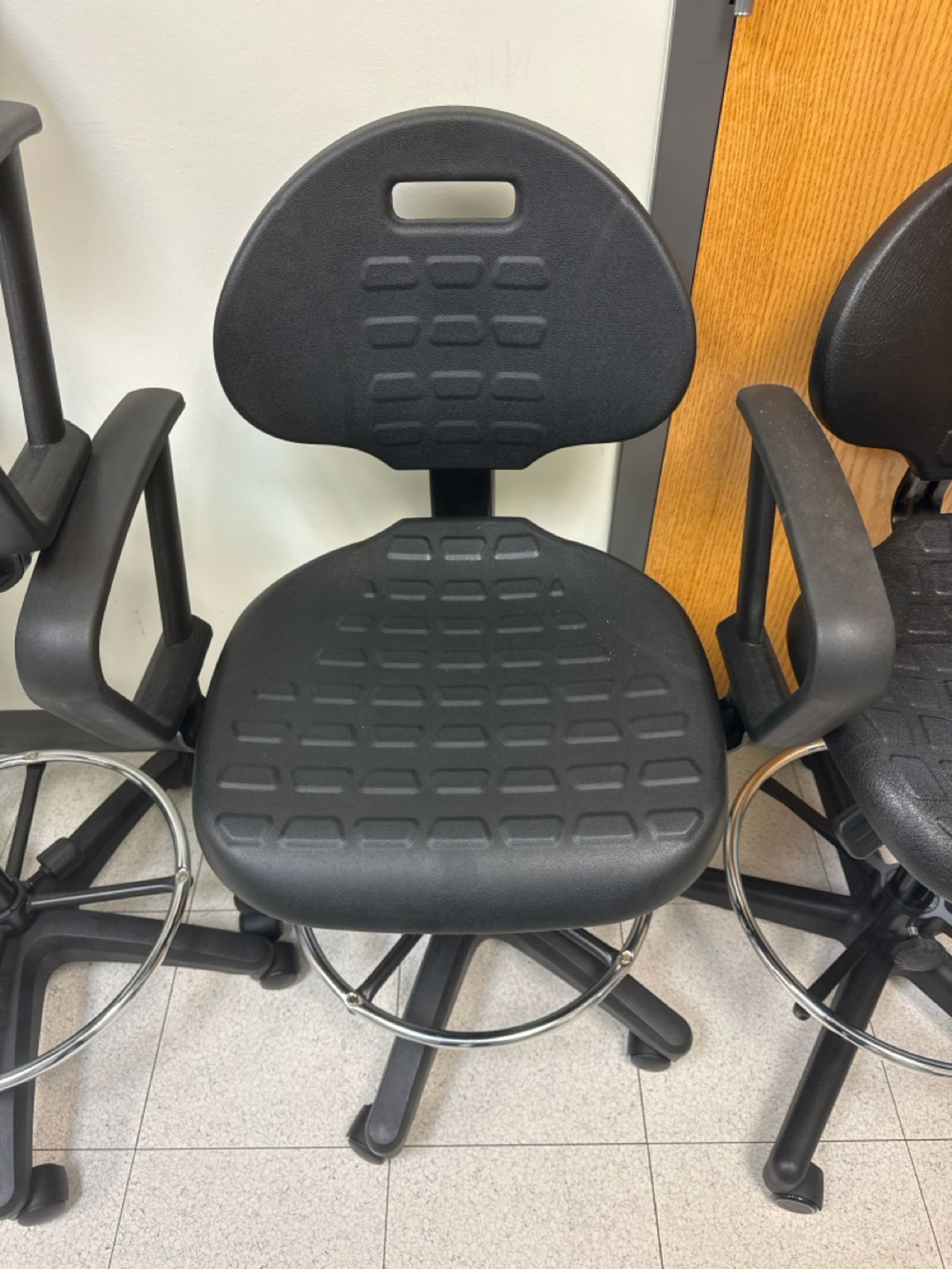 Rolling Adjustable Lab Chairs - Image 6 of 7