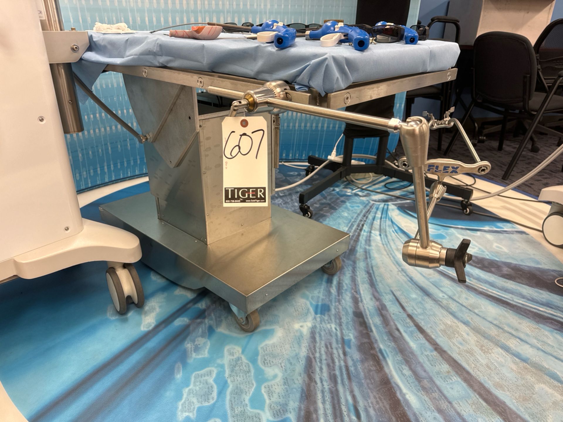 Medrobotics Adjustable Surgical Table