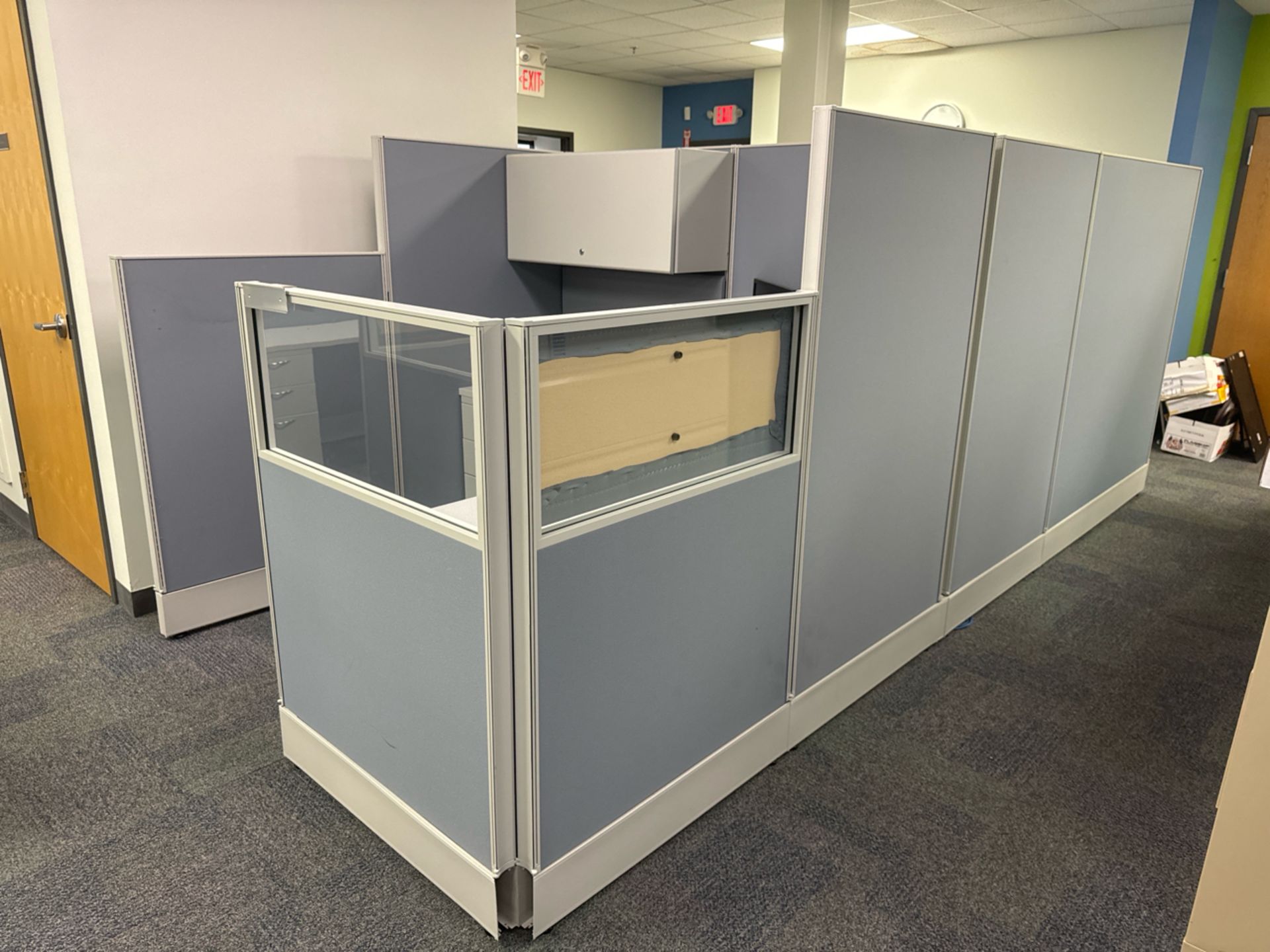 (33) Panel System Work Stations (Contents not Included) - Image 17 of 19