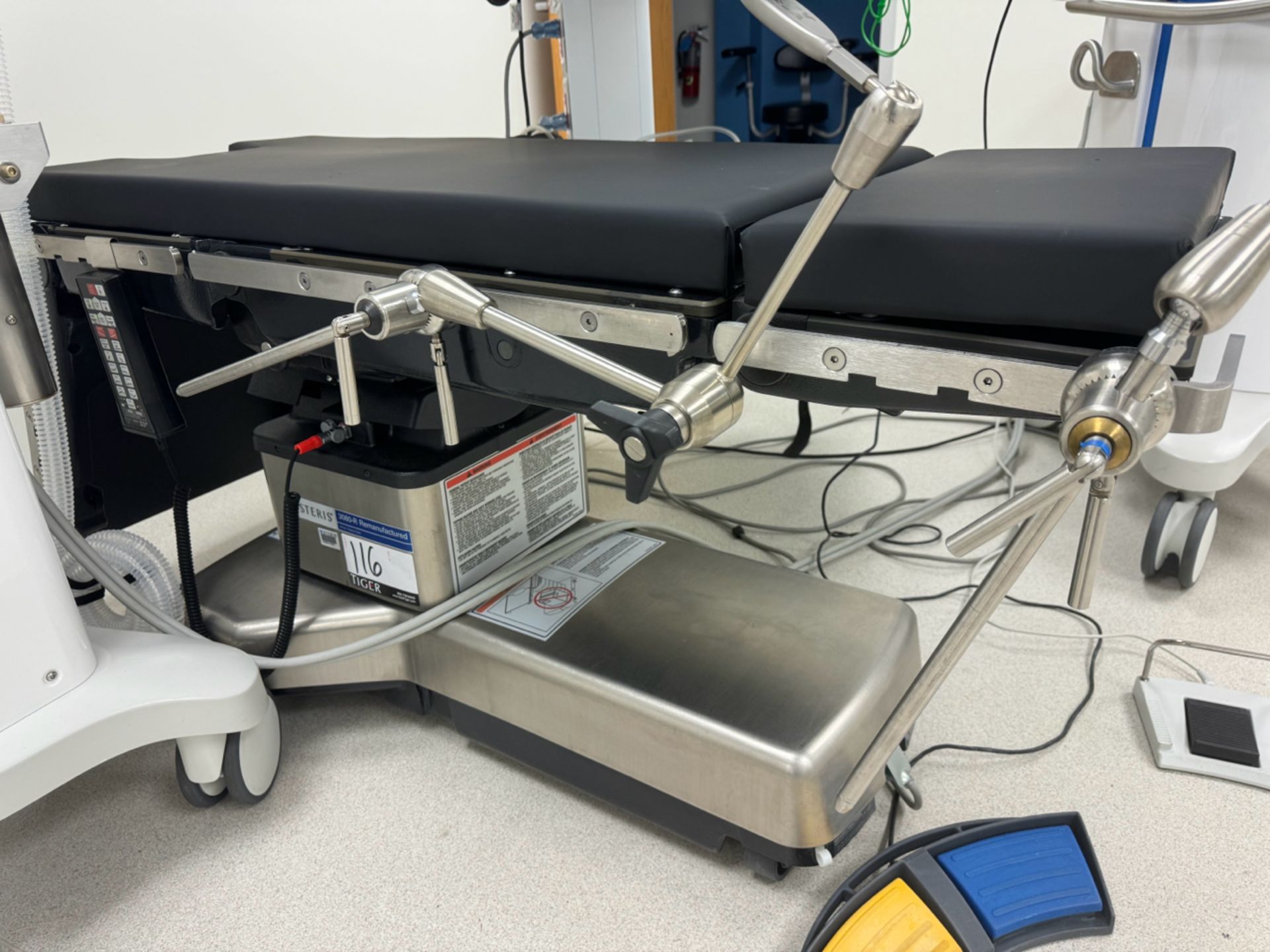 Steris Medical Surgical Table