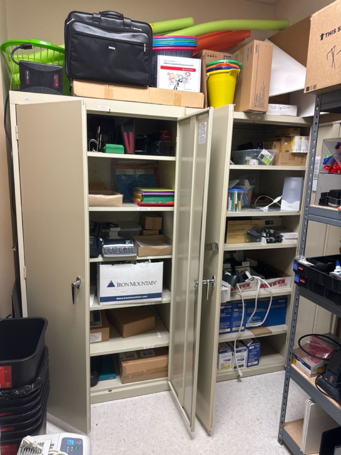 Contents Of Storage Room - Image 14 of 19