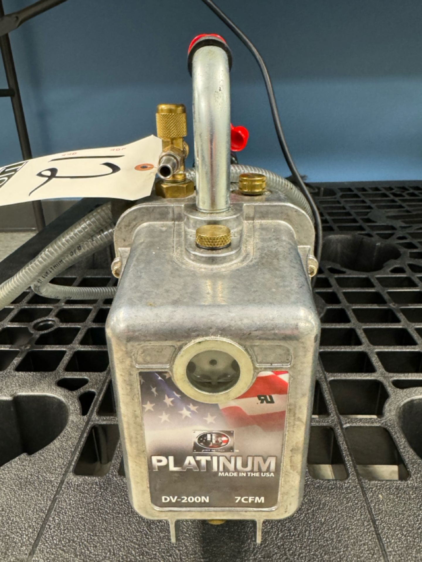 Platinum Vacuum Pump - Image 2 of 4