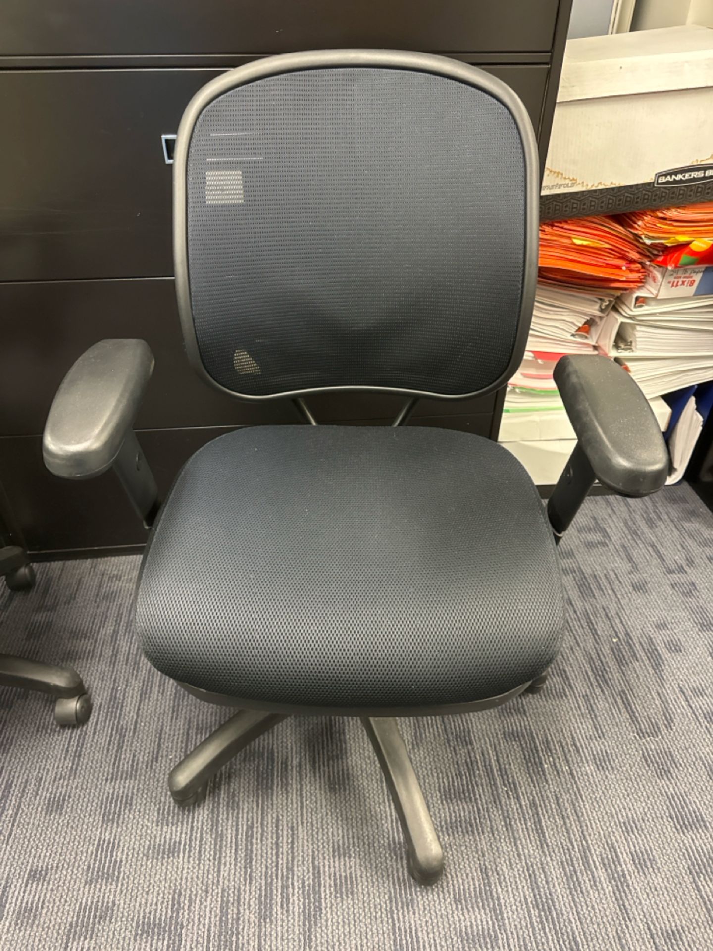 AIS Mobile Mesh Office Chairs - Bild 2 aus 5