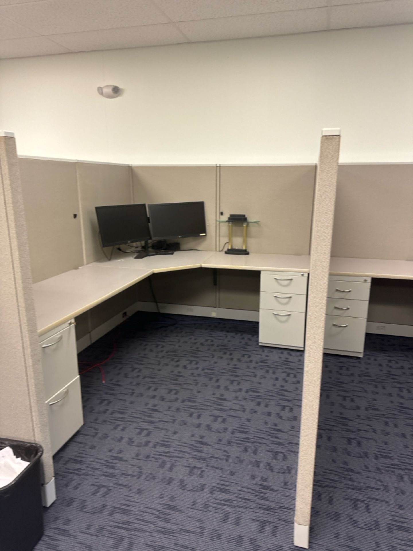 (31) ASI Panel System Work Stations (Contents not Included) - Image 16 of 23