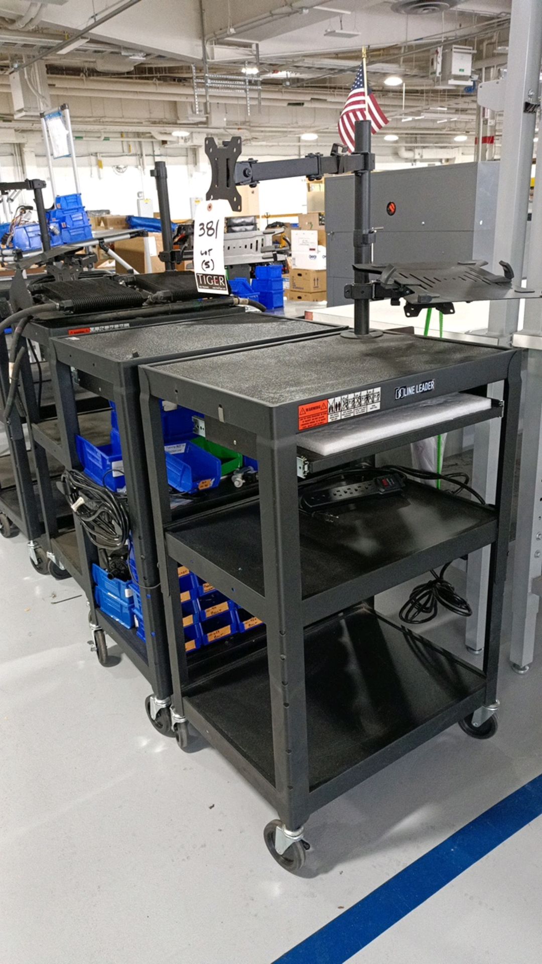 Av Carts - Image 2 of 4